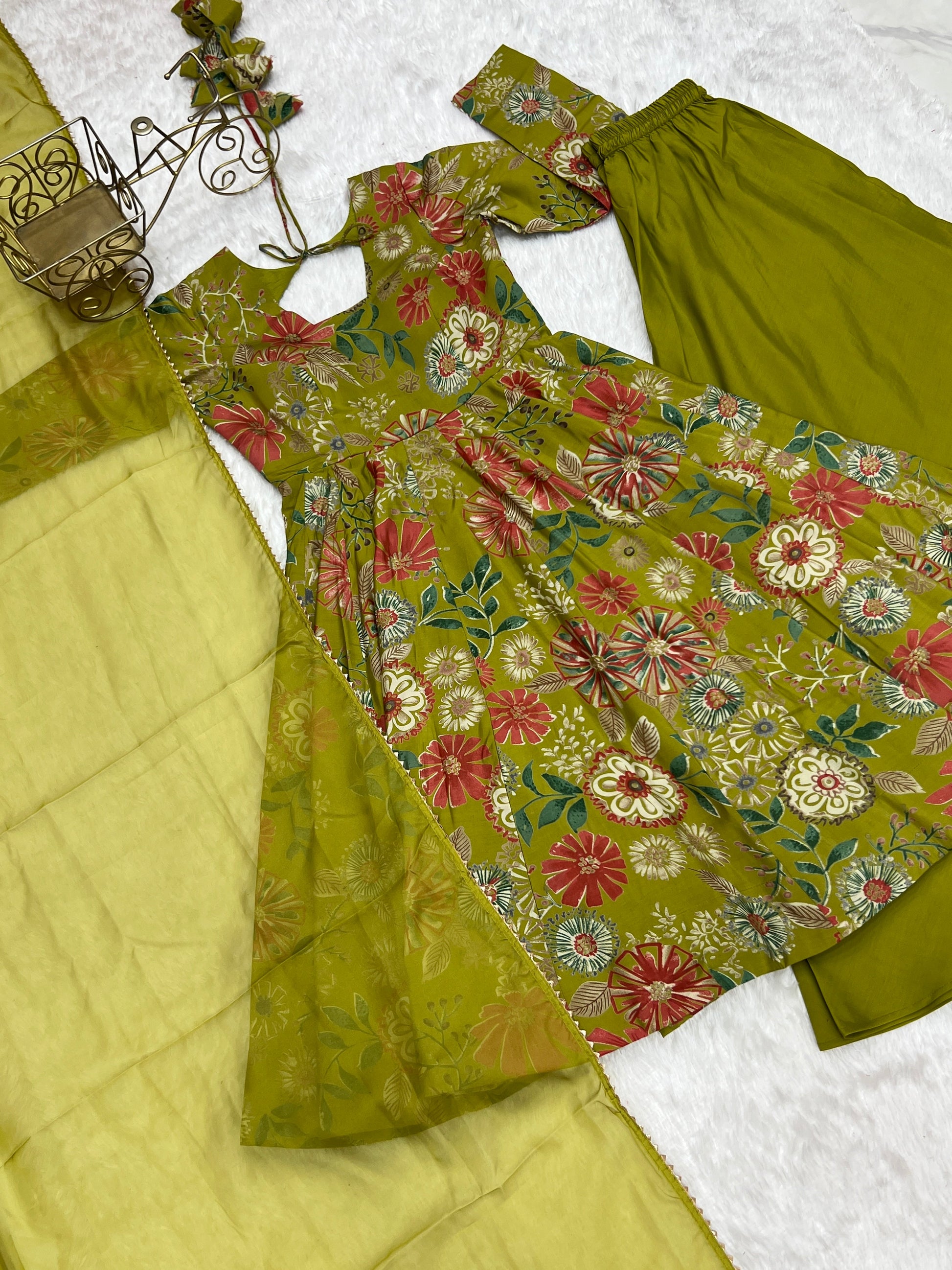 Lorenvalley Women Pure Soft Roman silk Chanderi Discharge Print Fabric Kediya Kurta Palazzo with Dupatta Set | Swadesiicart