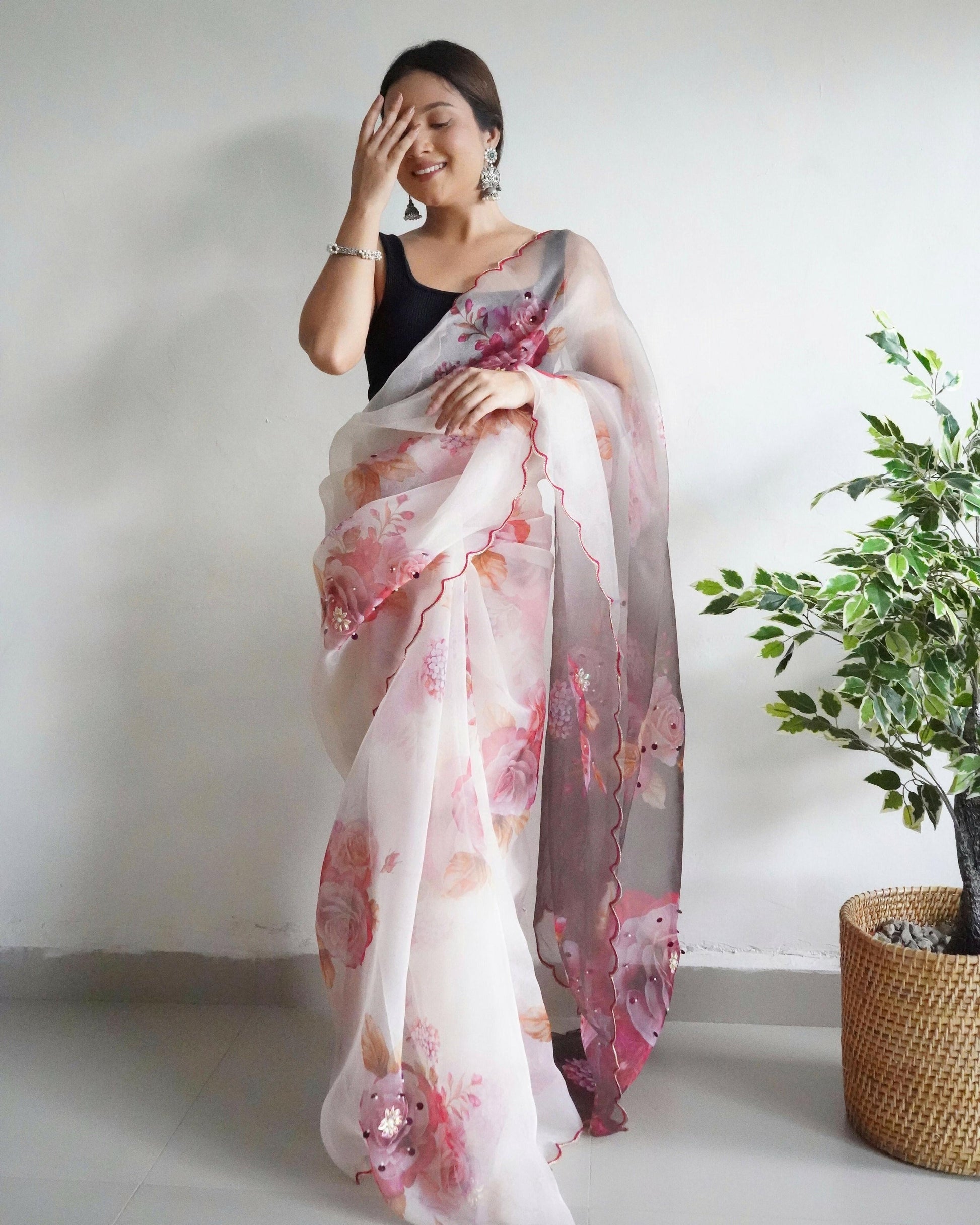 Vamsee Ramya Off White Organza Saree - Swadesiicart