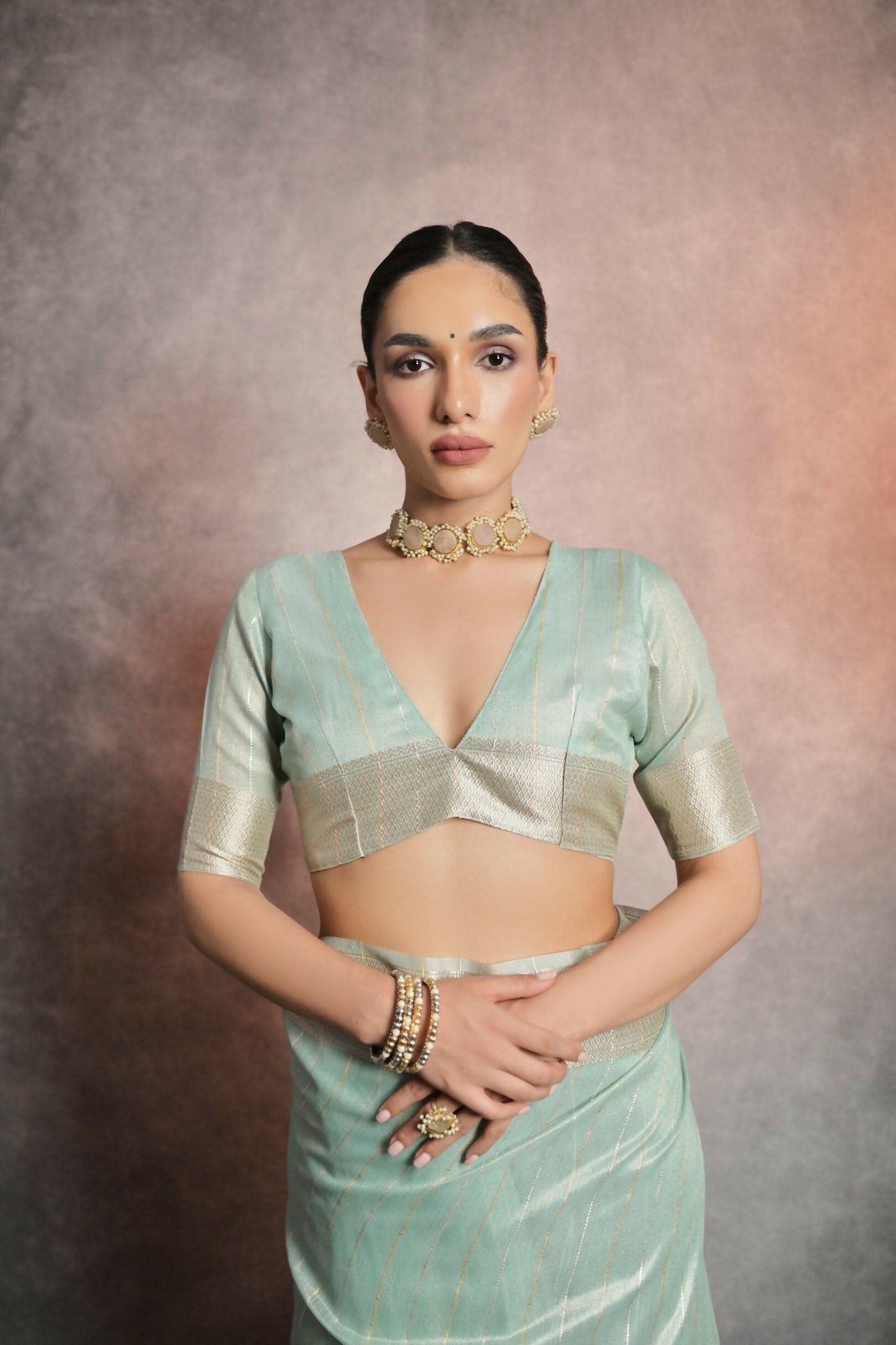 Vishnu Weaves Women's Sea-Green Tissue Linen Zari Woven Saree with Blouse - Swadesiicart