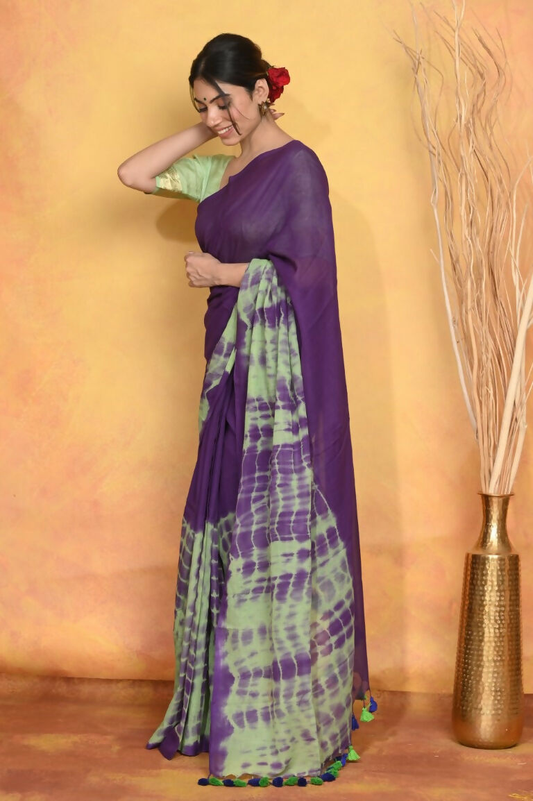 Very Much Indian Tie & Dye Handloom Mul Cotton Saree - Blue Green | Swadesiicart