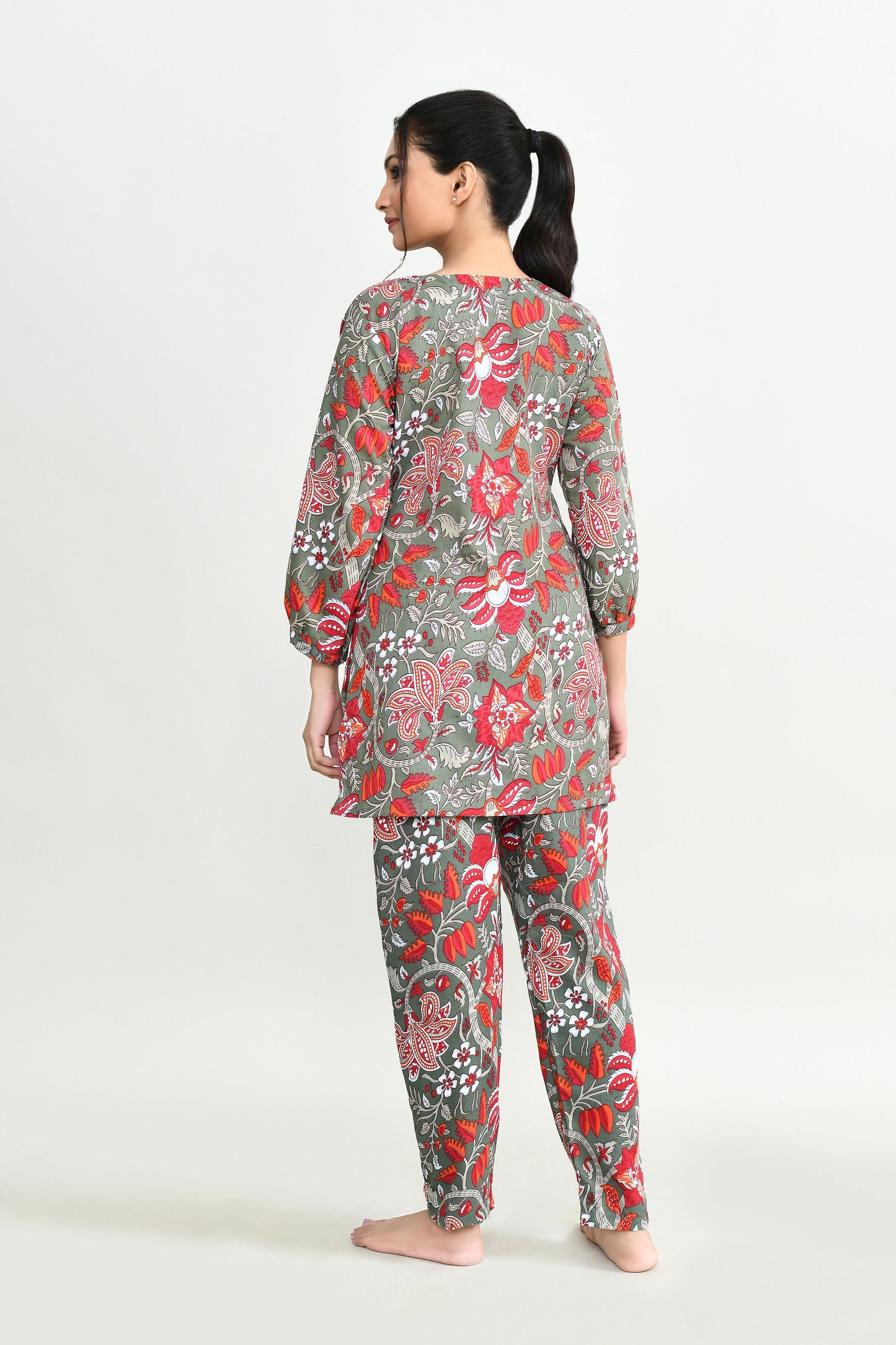 Joban Fashion Beautiful Maroon & Green Cotton Cod Set - Swadesiicart