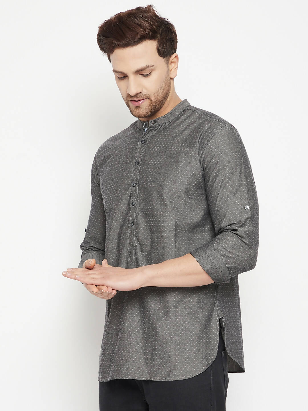 Even Apparels Grey Color Pure Cotton Short Men's Beautiful Kurta With Band Collar | Swadesiicart