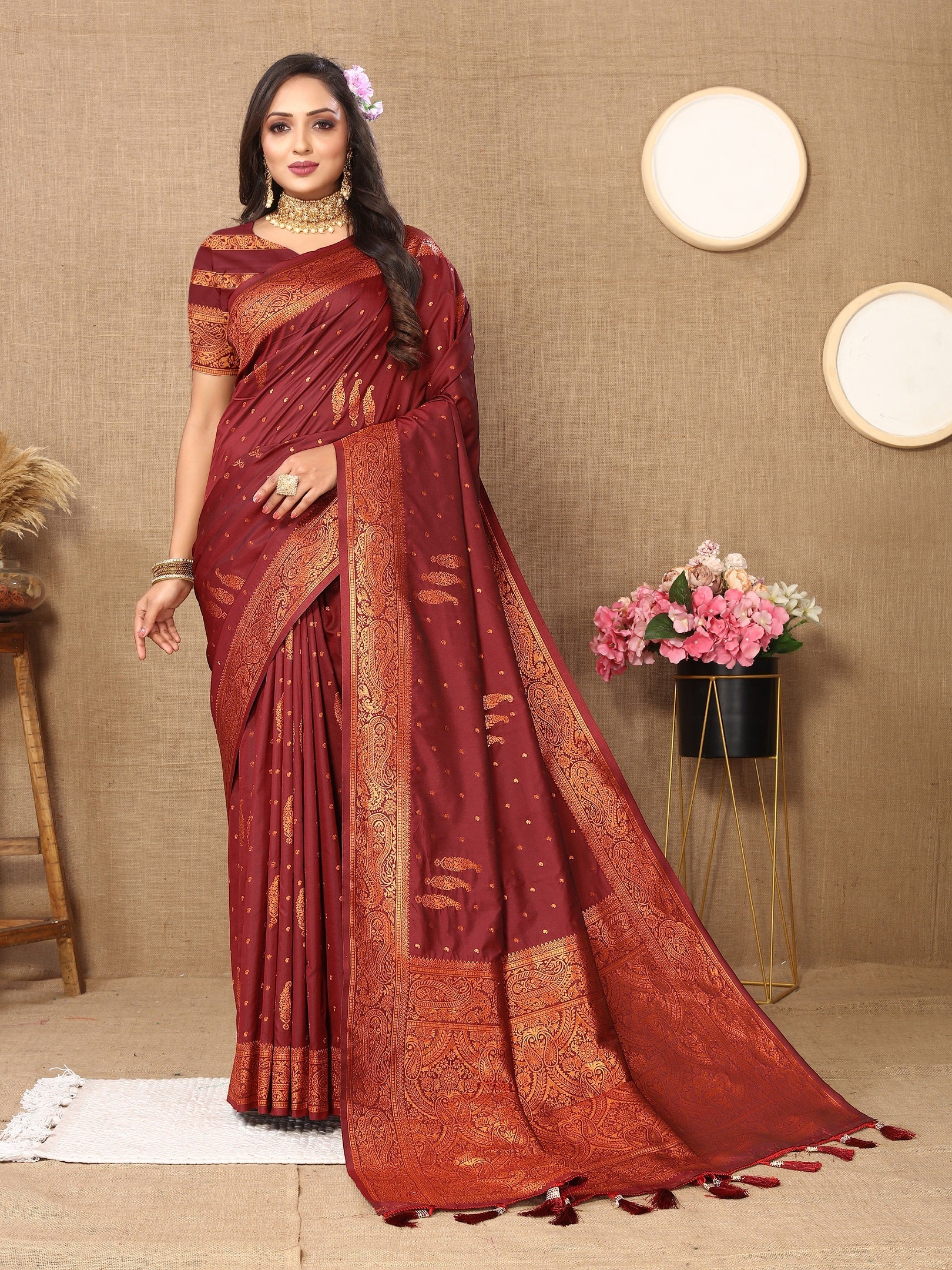 Vedant Vastram Maroon Color Banarasi Silk Saree - Maroon | Swadesiicart