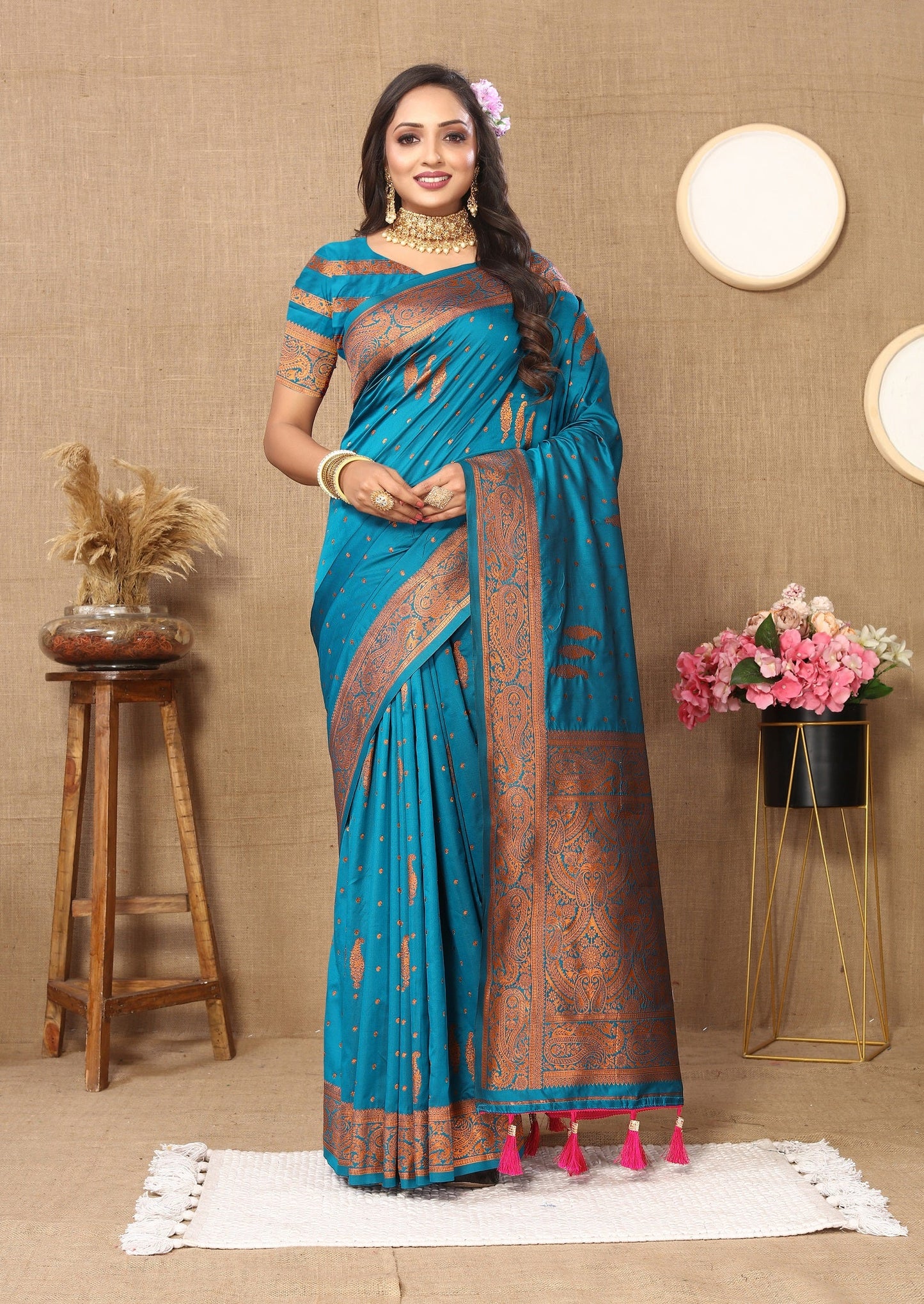 Vedant Vastram Rama Color Banarasi Silk Saree - Rama | Swadesiicart