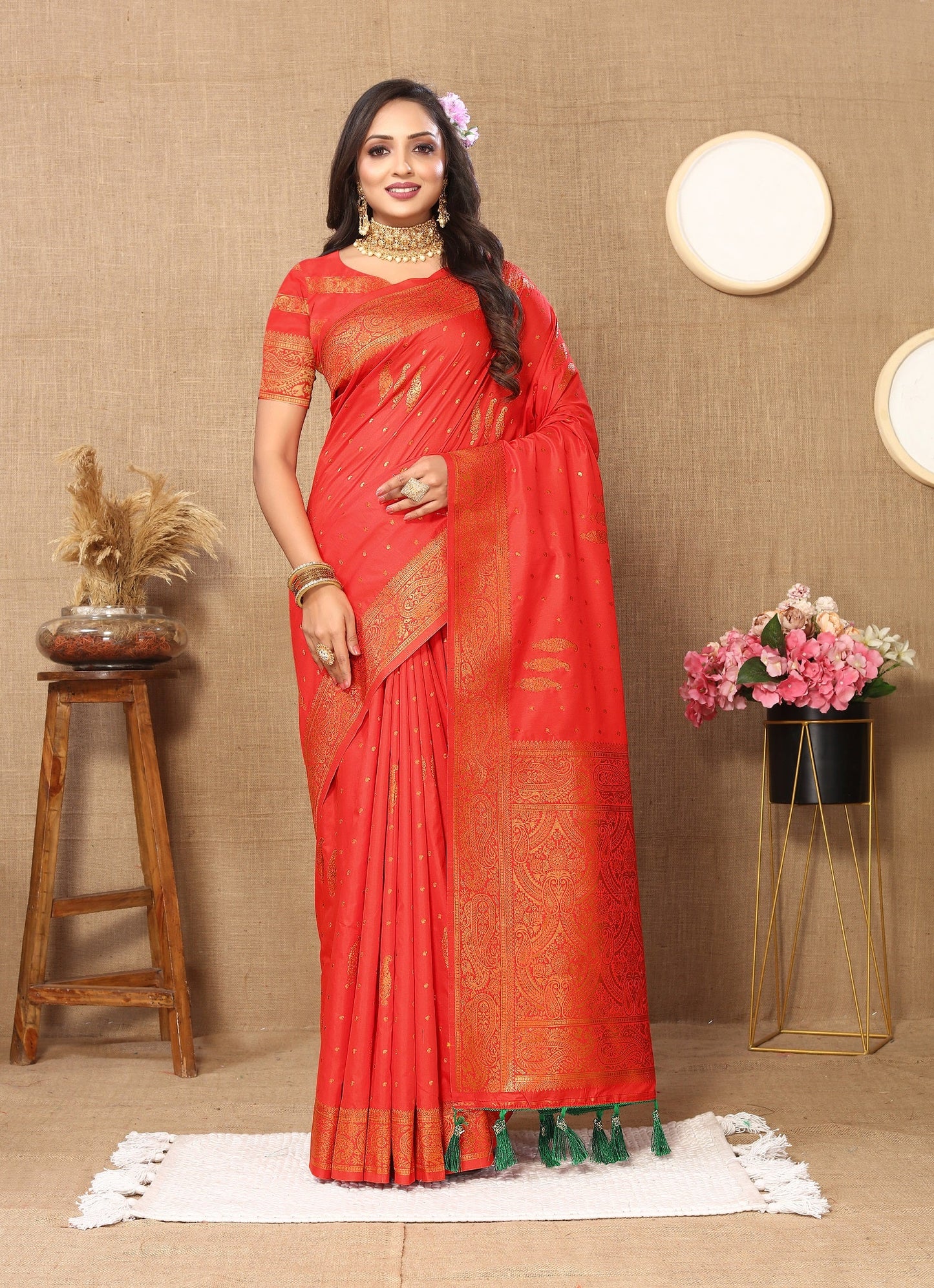 Vedant Vastram Red Color Banarasi Silk Saree - Red | Swadesiicart