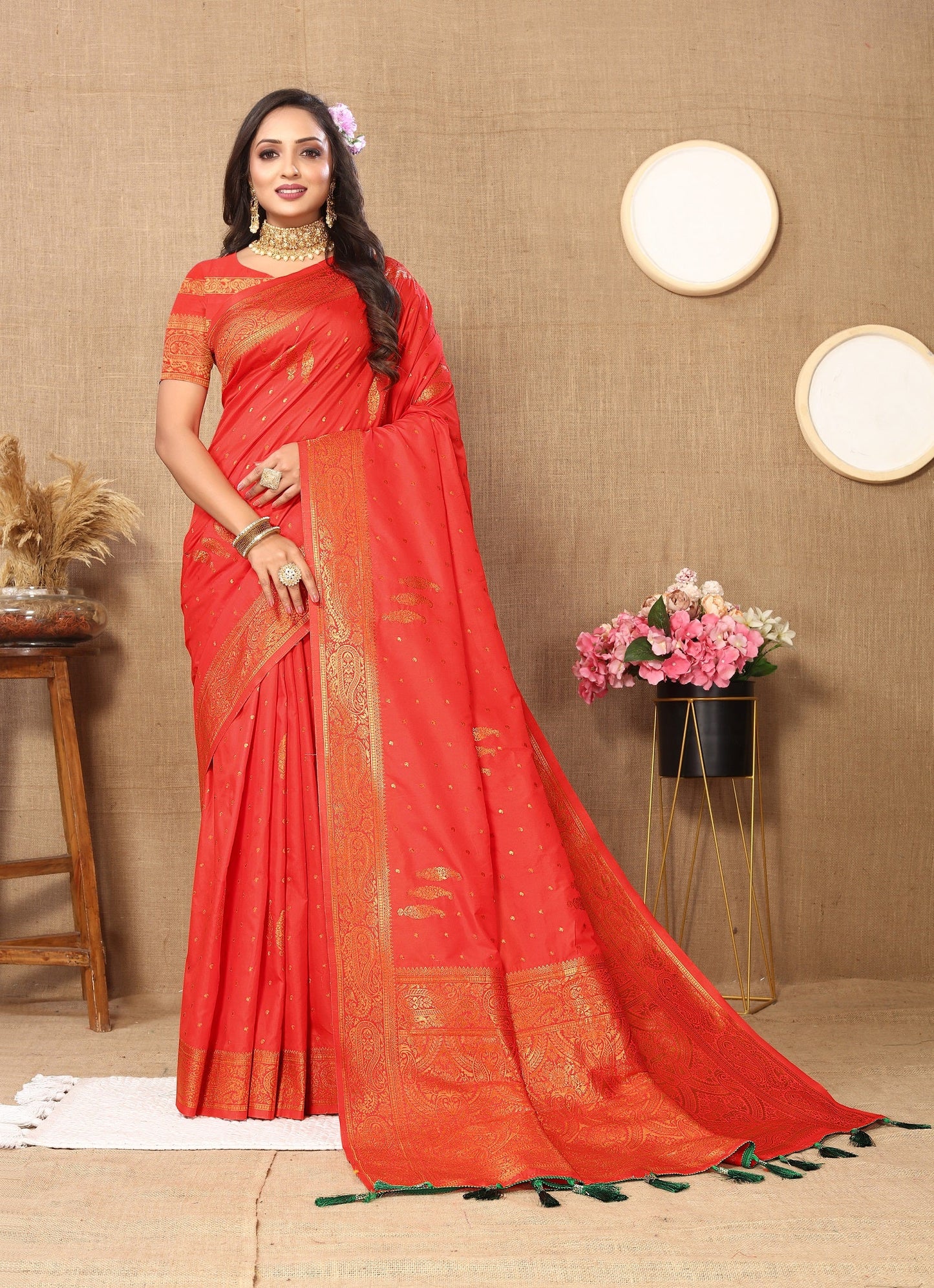 Vedant Vastram Red Color Banarasi Silk Saree - Red | Swadesiicart