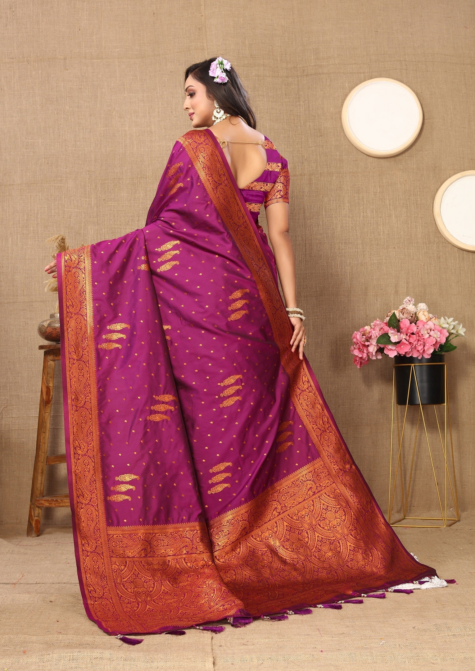 Vedant Vastram Wine Color Banarasi Silk Saree - Wine | Swadesiicart