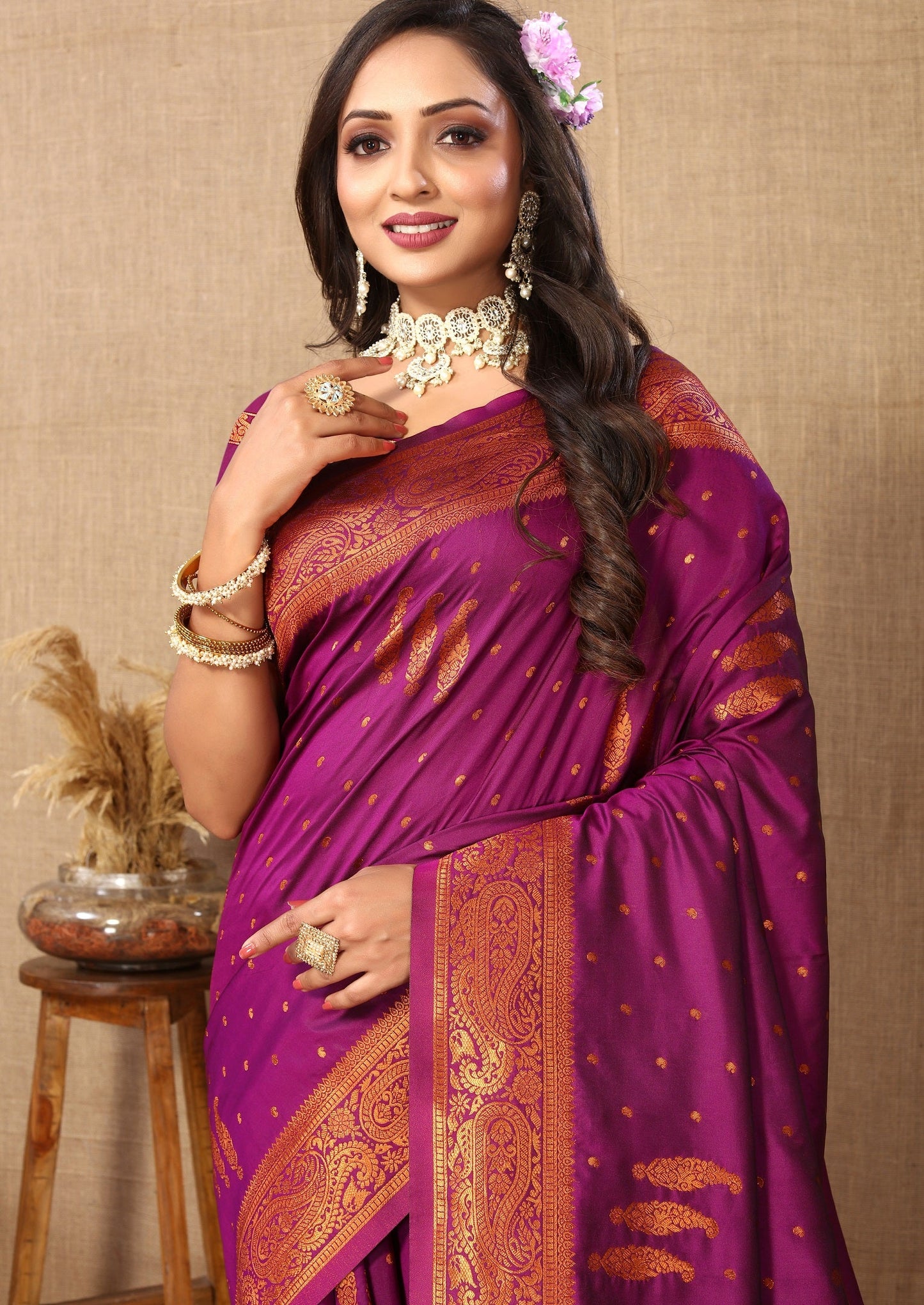 Vedant Vastram Wine Color Banarasi Silk Saree - Wine | Swadesiicart