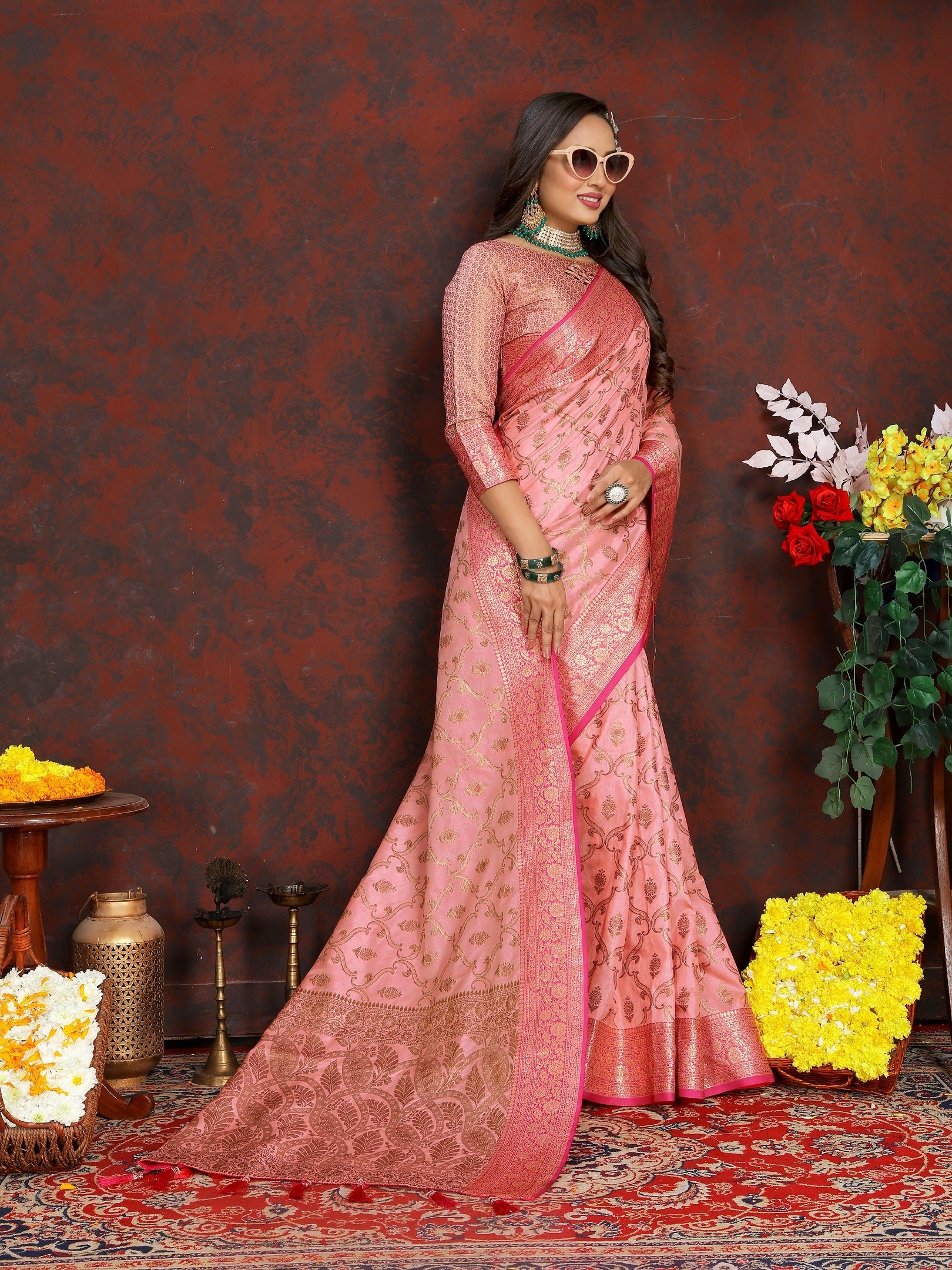 Vedant Vastram Baby Pink Color Banarasi Silk Saree - Baby Pink | Swadesiicart