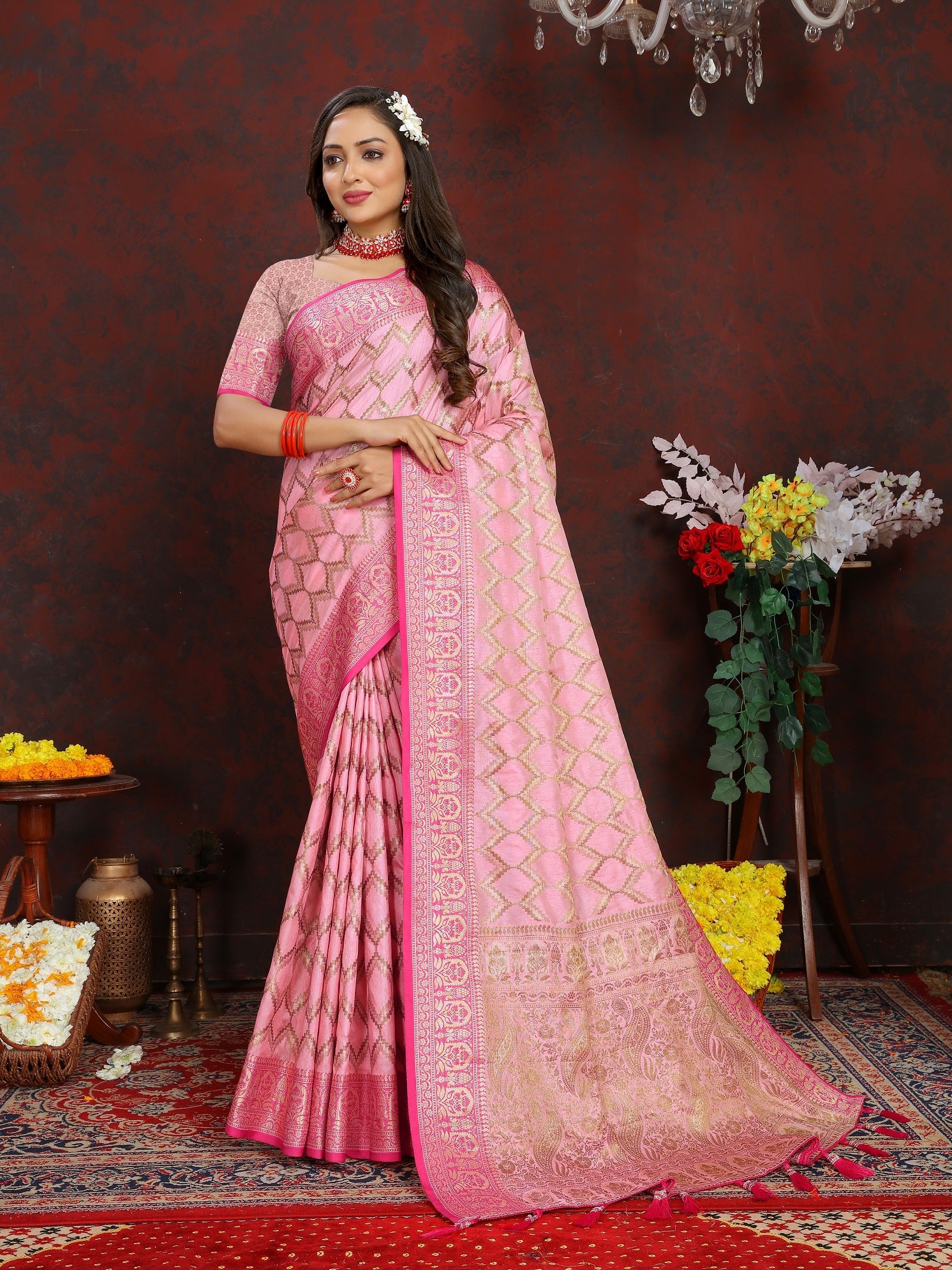 Vedant Vastram Baby Pink Color Banarasi Silk Saree - Baby Pink | Swadesiicart