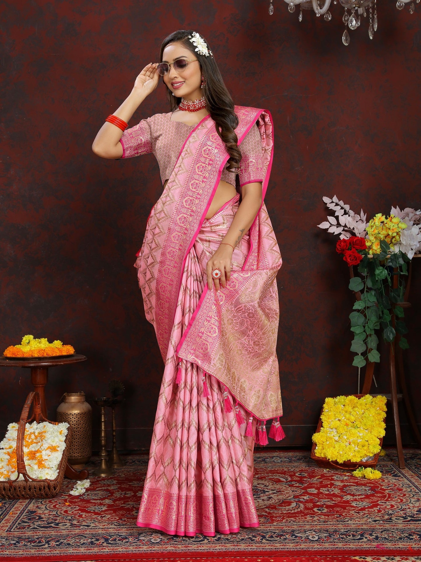 Vedant Vastram Baby Pink Color Banarasi Silk Saree - Baby Pink | Swadesiicart