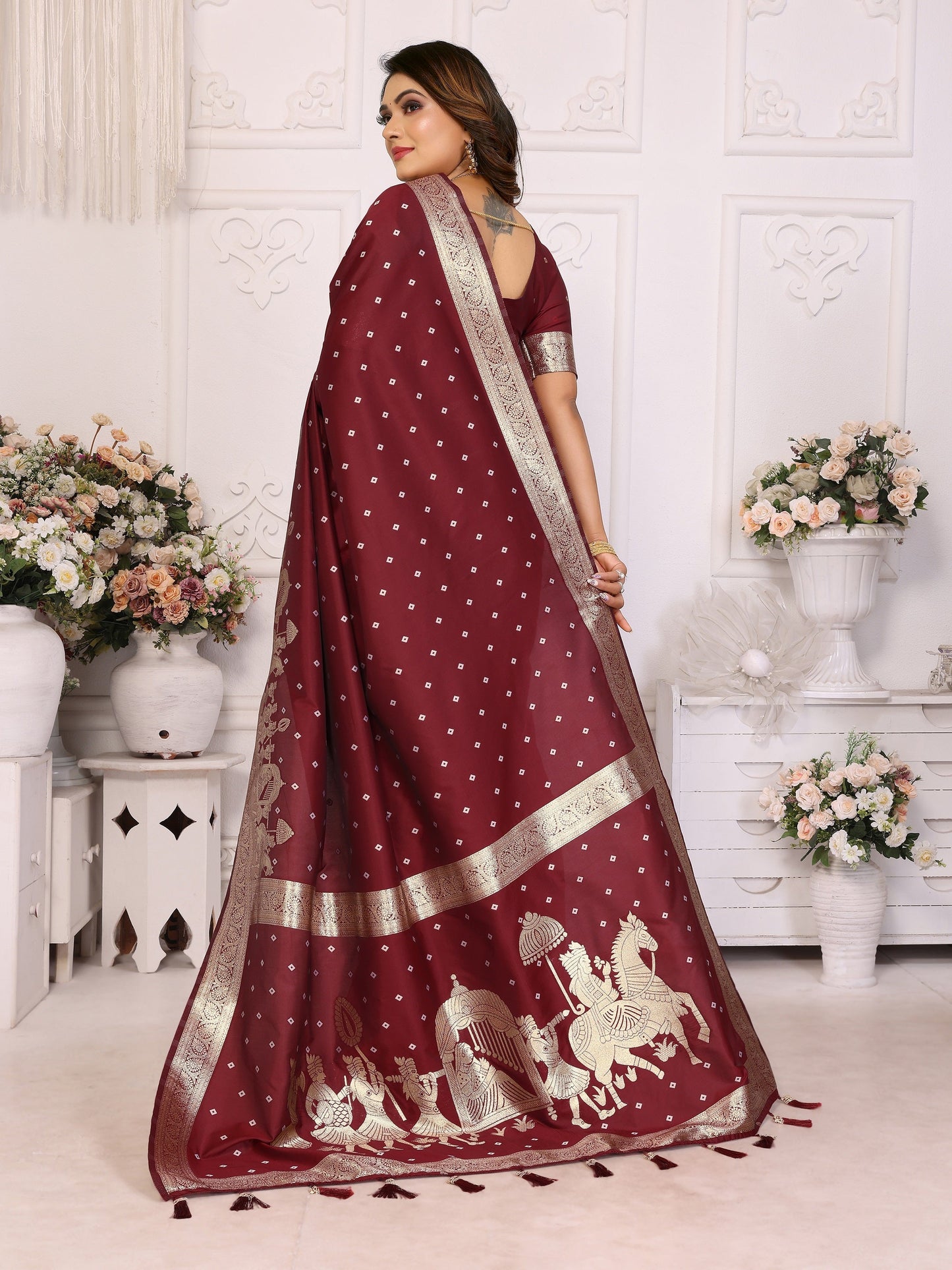 Vedant Vastram Soft Litchi Silk Banarasi Silk Saree - Maroon | Swadesiicart