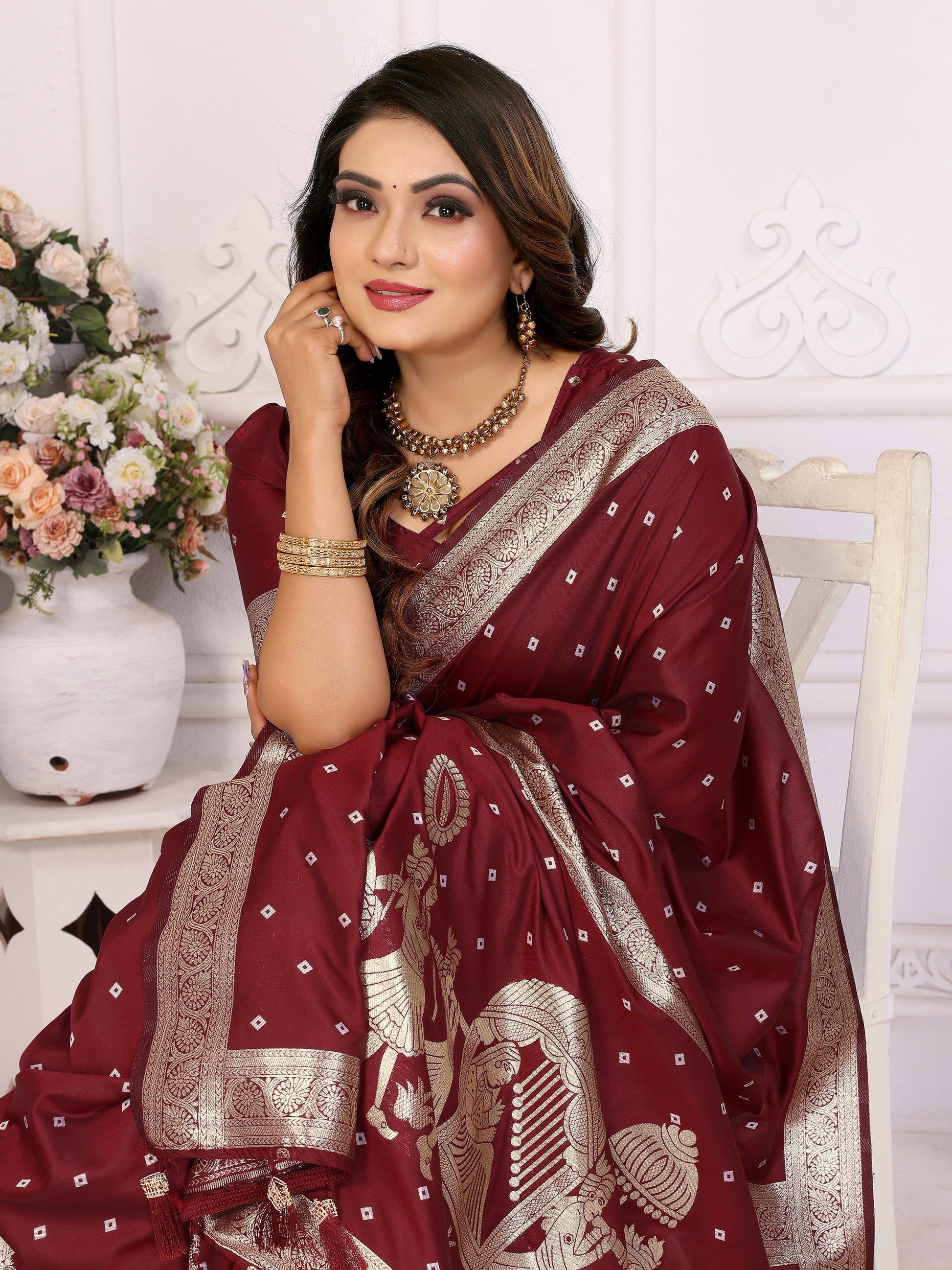 Vedant Vastram Soft Litchi Silk Banarasi Silk Saree - Maroon | Swadesiicart