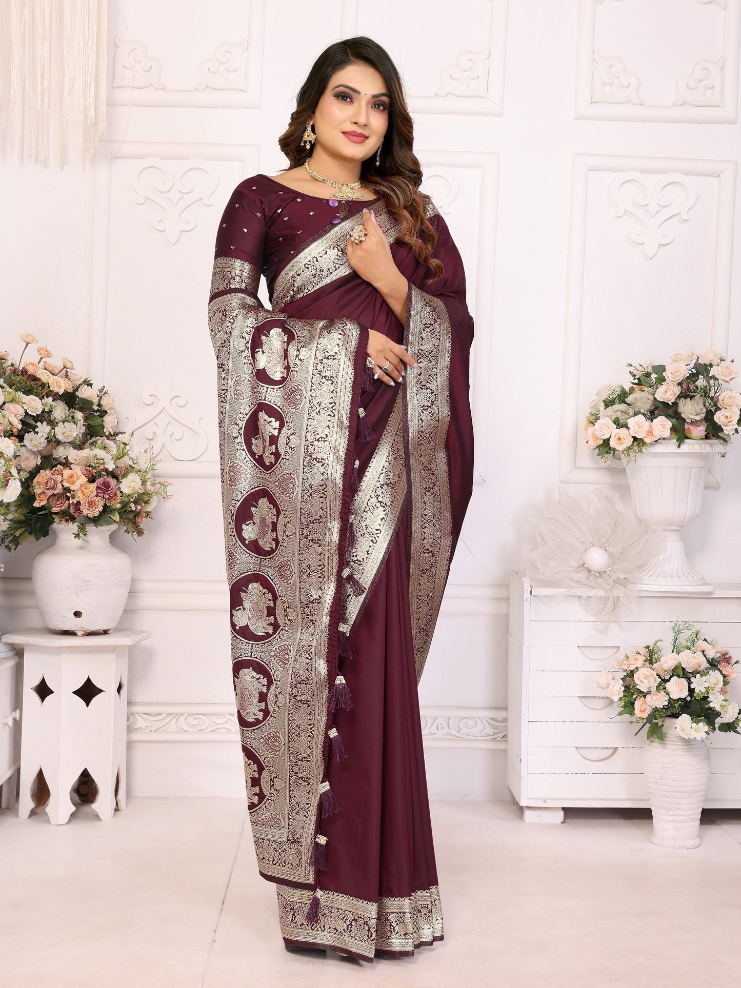 Vedant Vastram Soft Litchi Silk Banarasi Silk Saree - Maroon | Swadesiicart