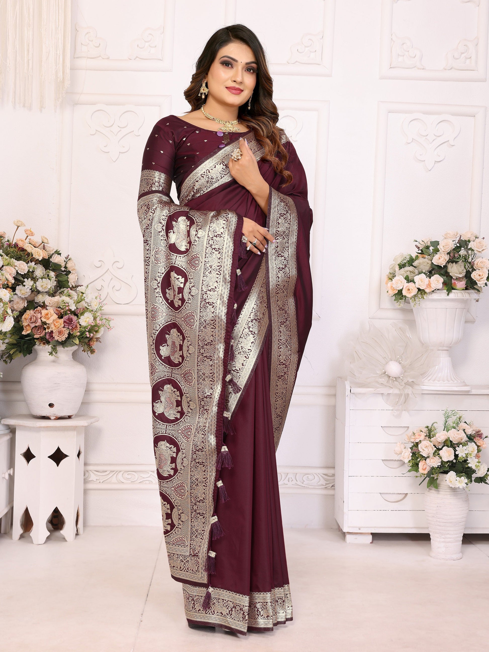 Vedant Vastram Soft Litchi Silk Banarasi Silk Saree - Maroon | Swadesiicart