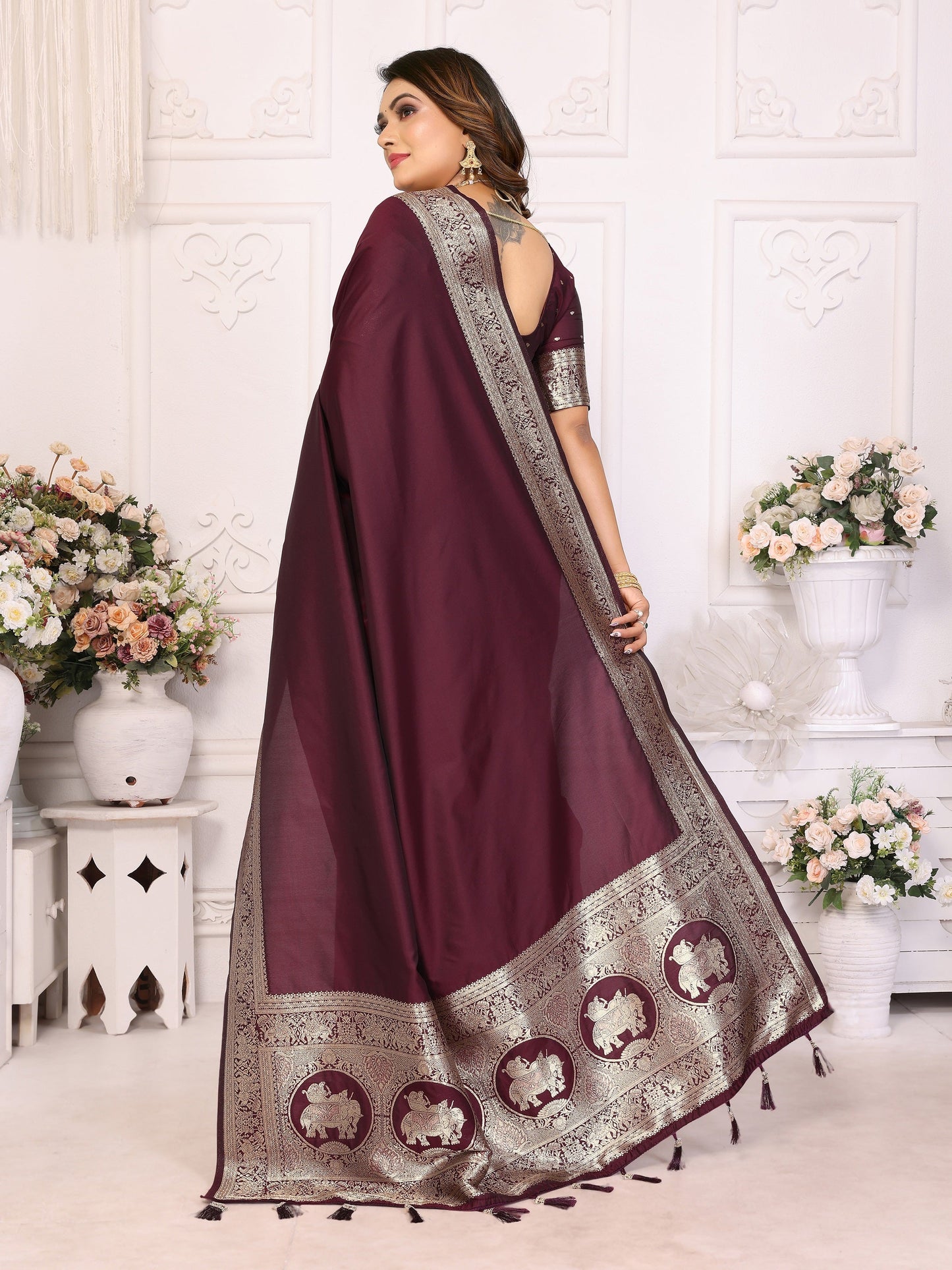 Vedant Vastram Soft Litchi Silk Banarasi Silk Saree - Maroon | Swadesiicart