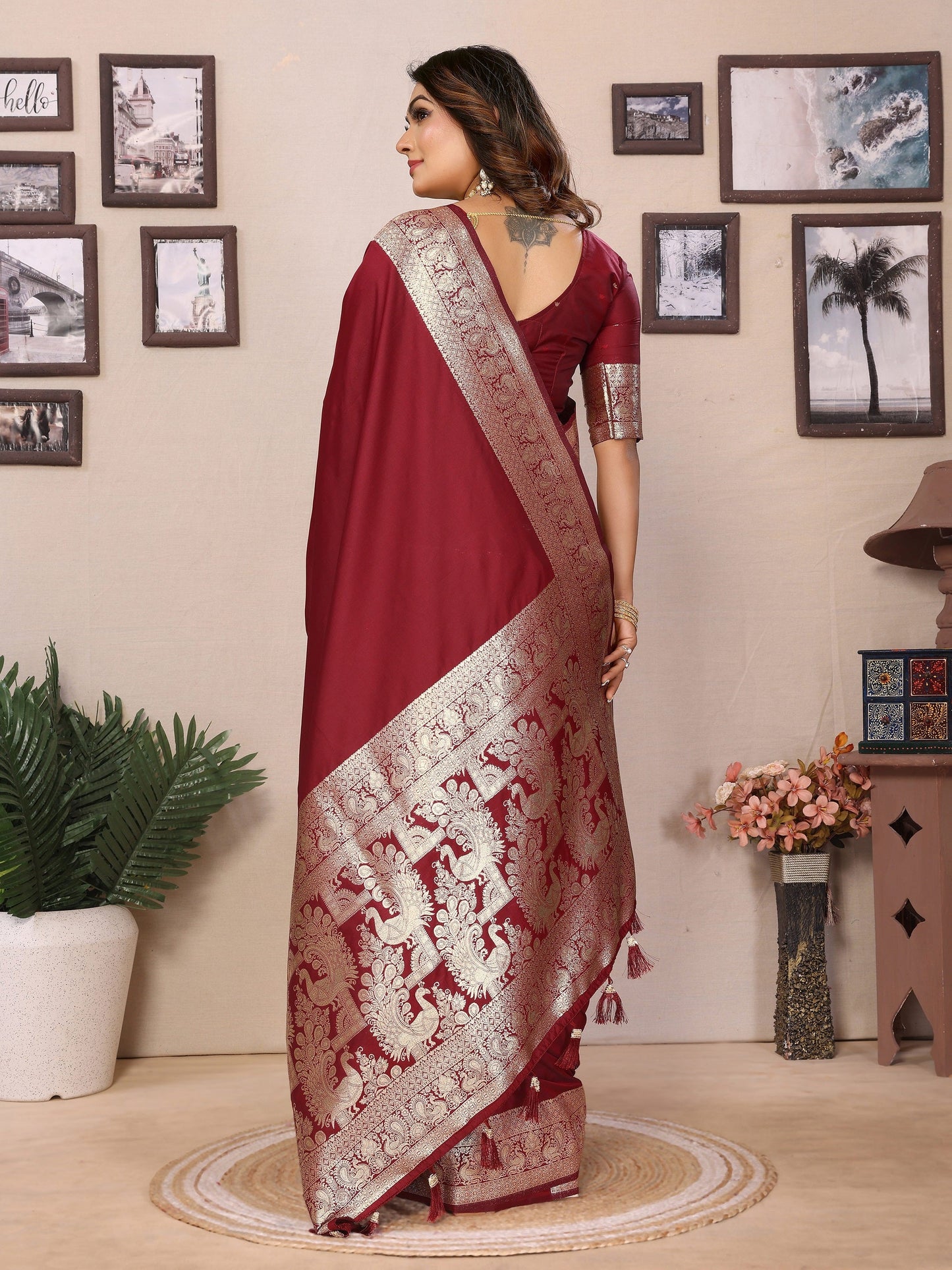 Vedant Vastram Soft Litchi Silk Banarasi Silk Saree - Maroon | Swadesiicart