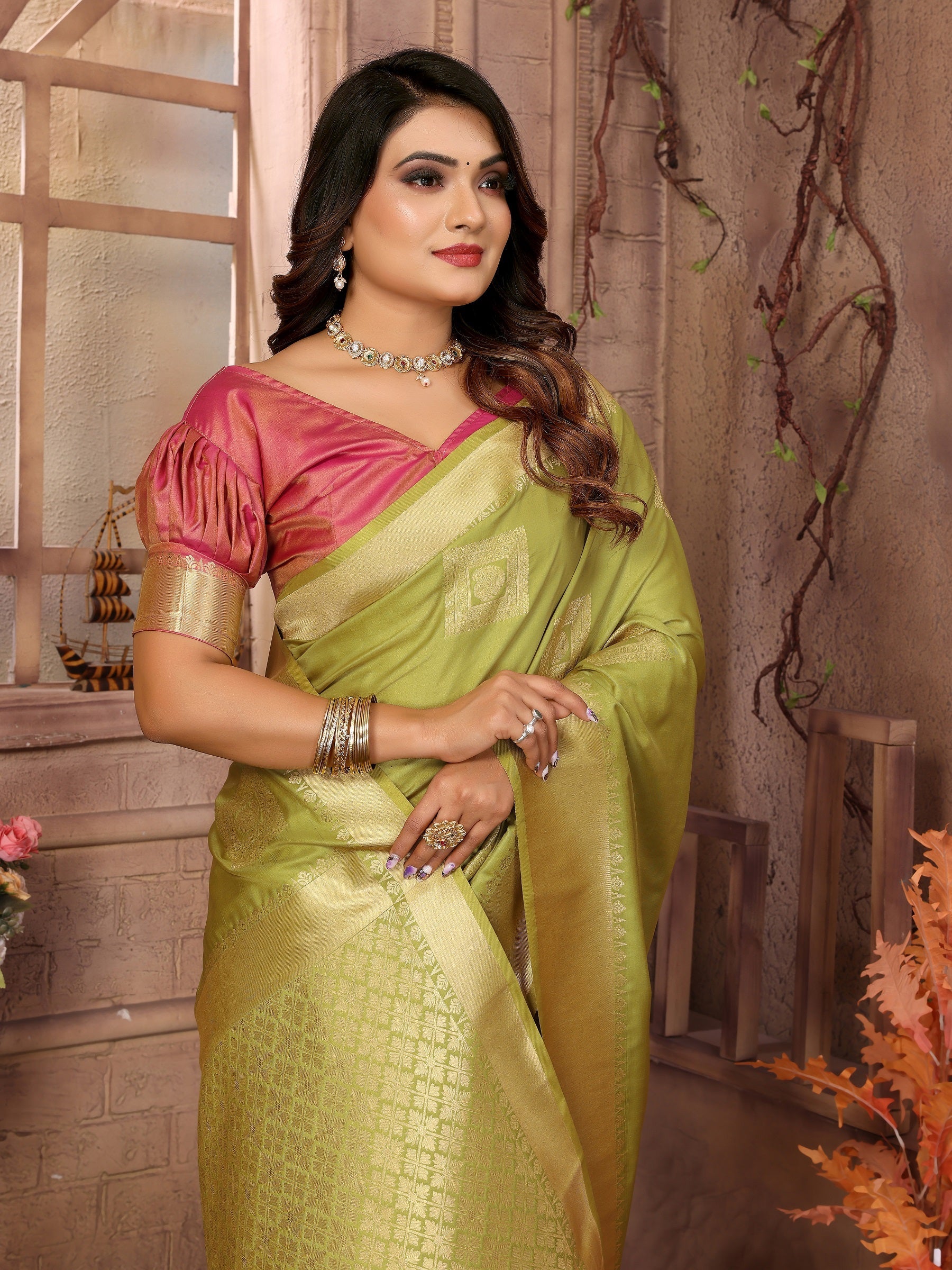 Vedant Vastram Soft Litchi Silk Banarasi Silk Saree - Olive | Swadesiicart