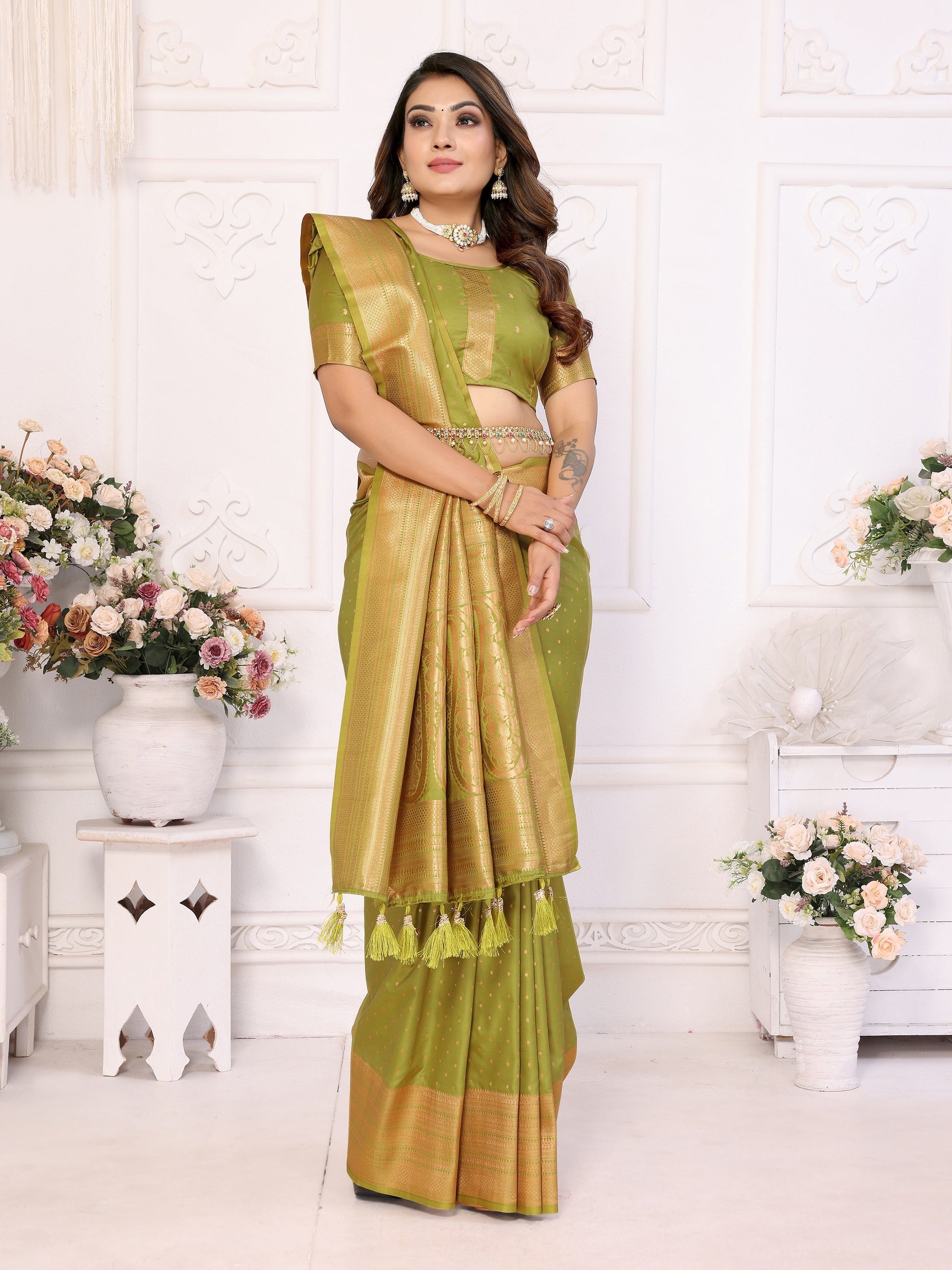 Vedant Vastram Soft Litchi Silk Banarasi Silk Saree - Mahendi | Swadesiicart