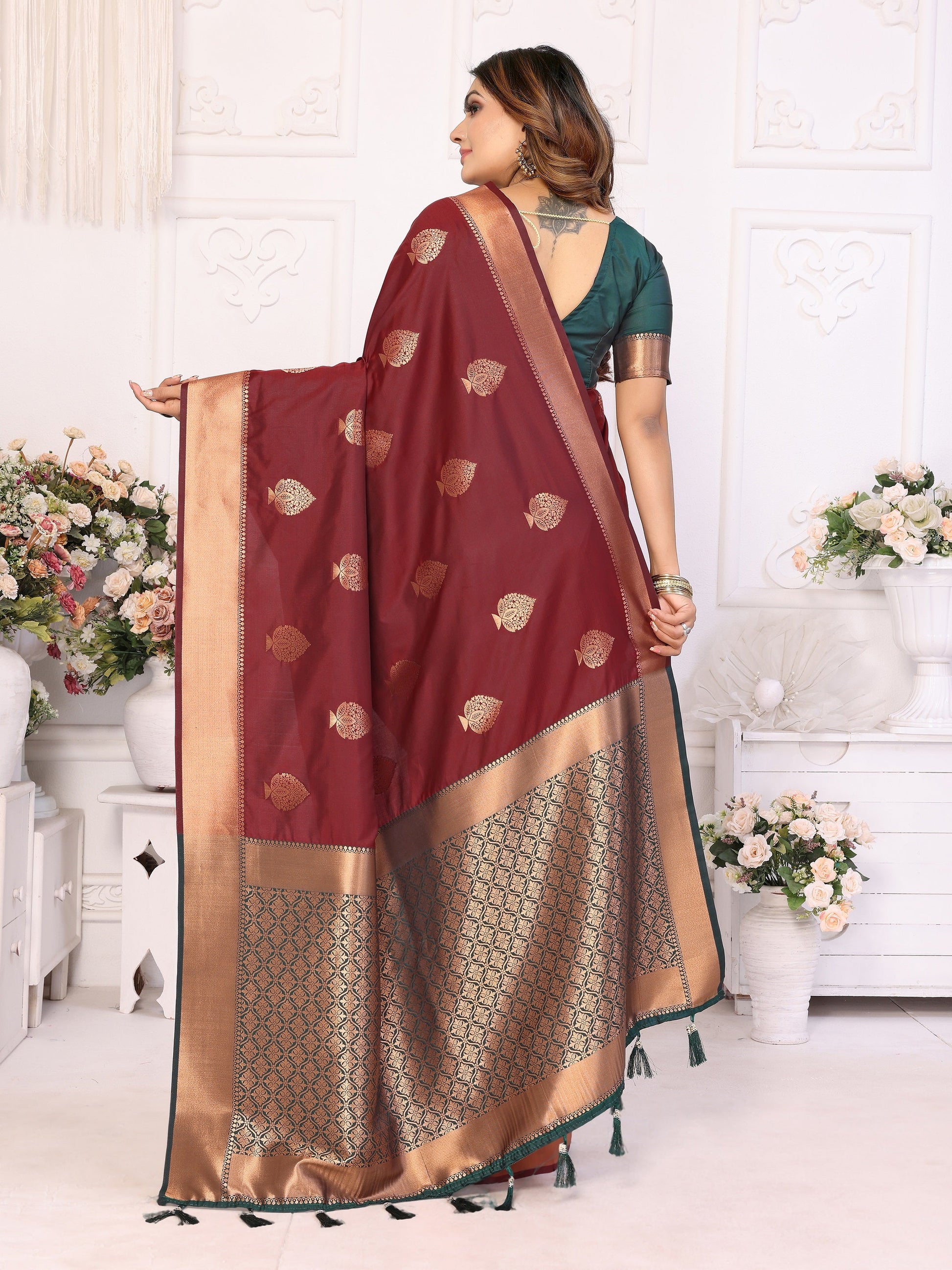 Vedant Vastram Soft Litchi Silk Banarasi Silk Saree - Maroon | Swadesiicart