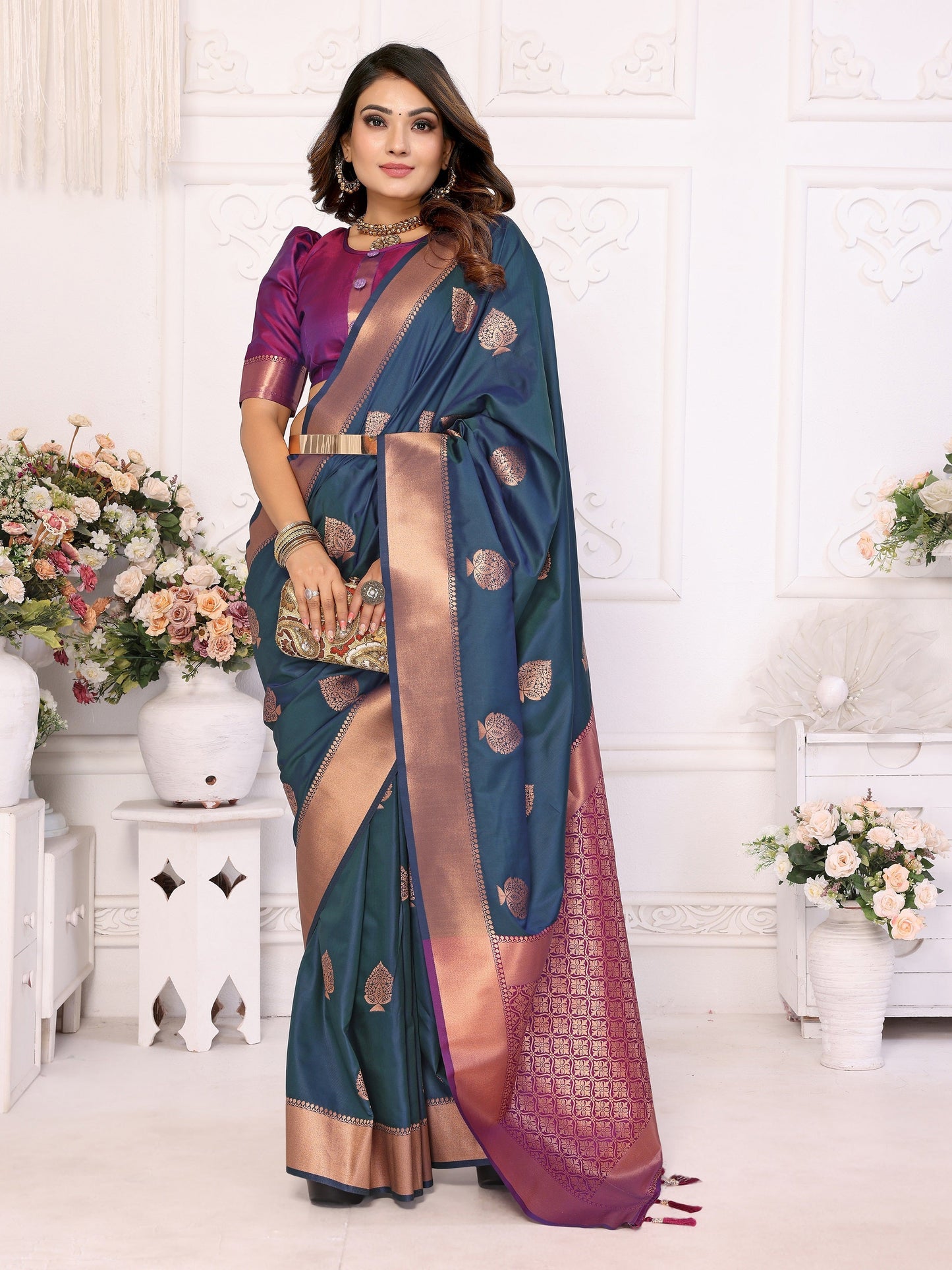 Vedant Vastram Soft Litchi Silk Banarasi Silk Saree - Morpich | Swadesiicart