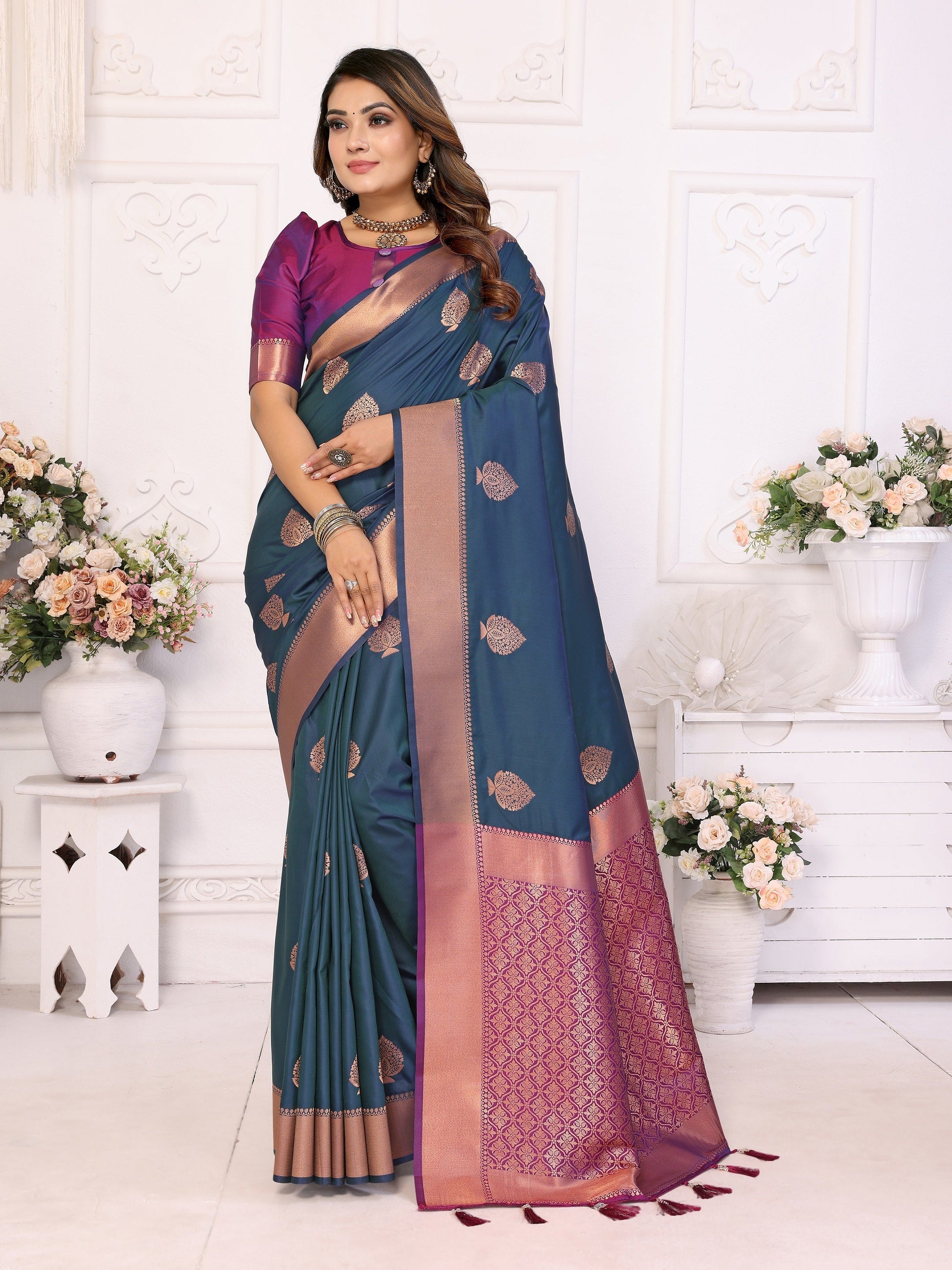 Vedant Vastram Soft Litchi Silk Banarasi Silk Saree - Morpich | Swadesiicart