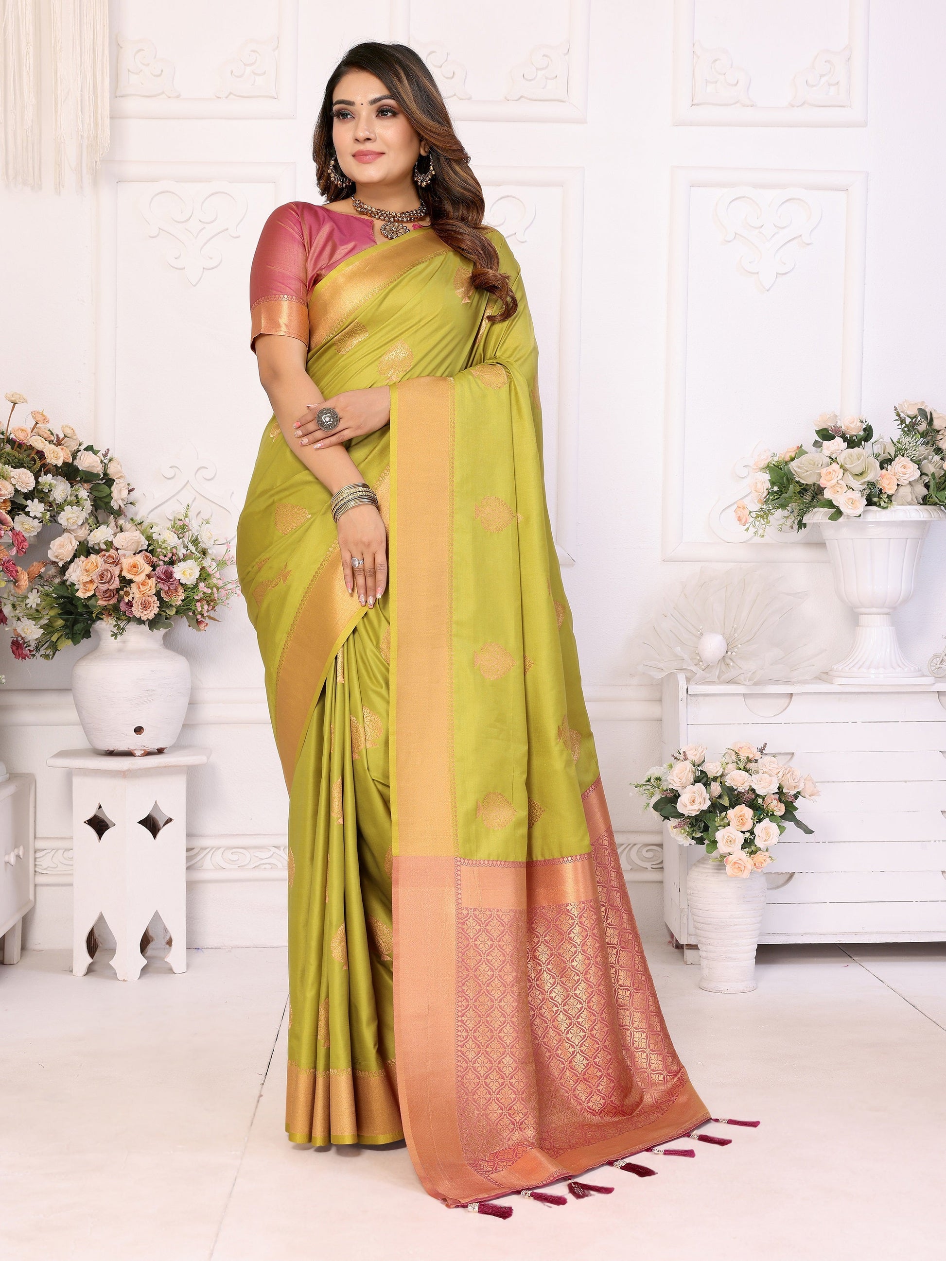 Vedant Vastram Soft Litchi Silk Banarasi Silk Saree - Olive | Swadesiicart