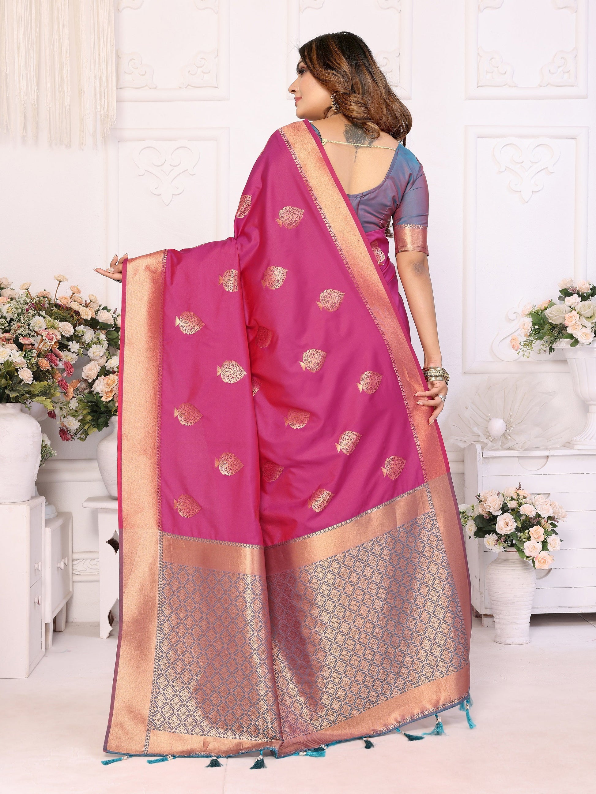 Vedant Vastram Soft Litchi Silk Banarasi Silk Saree - Pink | Swadesiicart