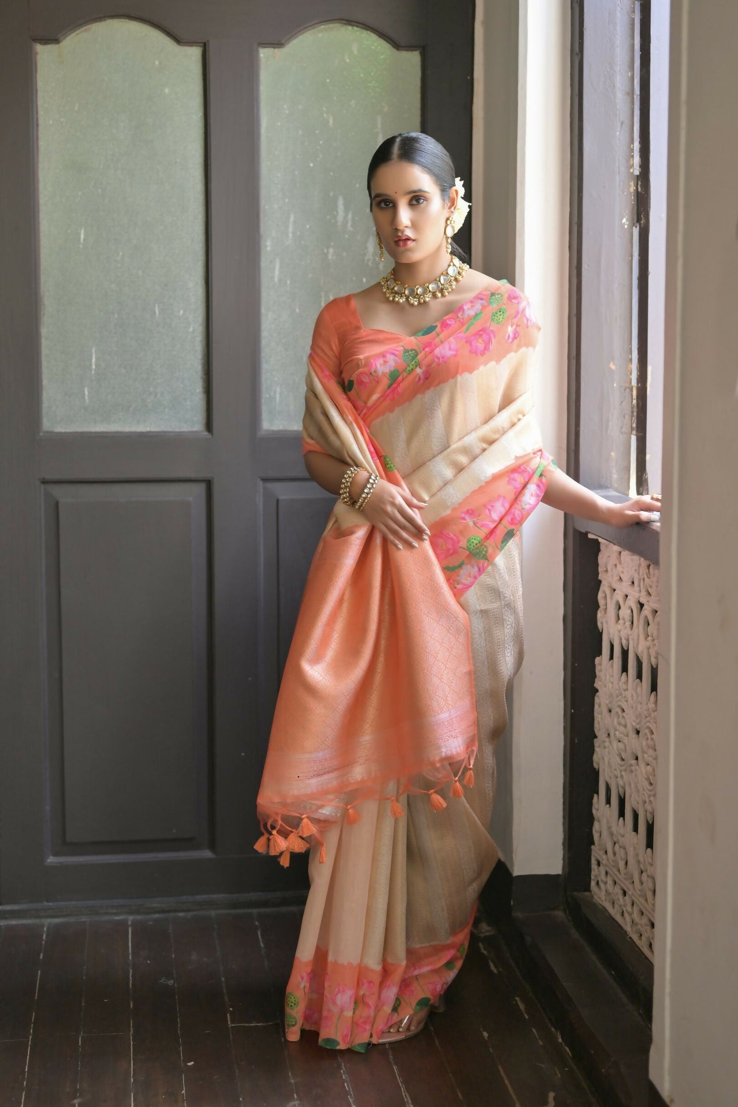 Vishnu Weaves Women's Orange Banarasi Silk Saree with Blouse - Swadesiicart
