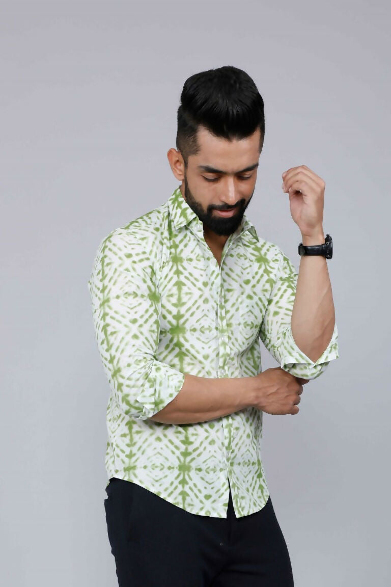 Miravan Men's Premium Green and White Slim Fit Tie Dye Cotton Shirt | Swadesiicart