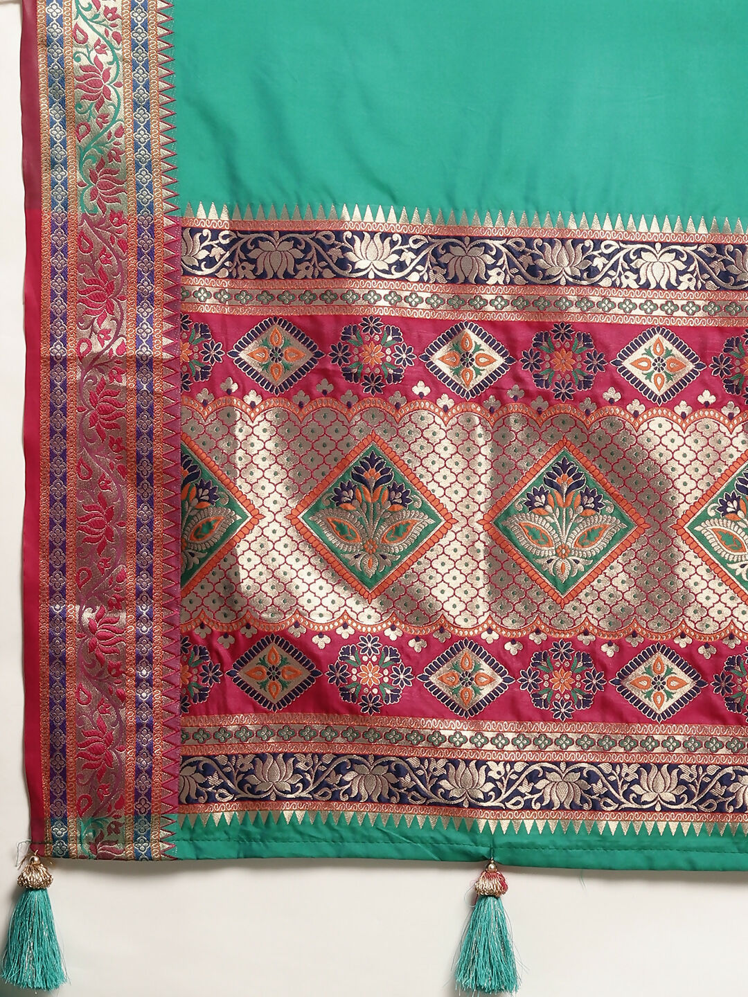 Shree Shyam Fashion Silk Blend Rama Saree