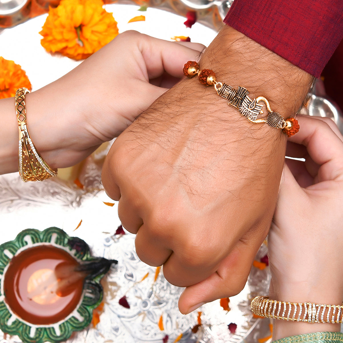 trueBrowns X Voylla Lord Shiva Motifs Rudraksha Rakhi | Swadesiicart
