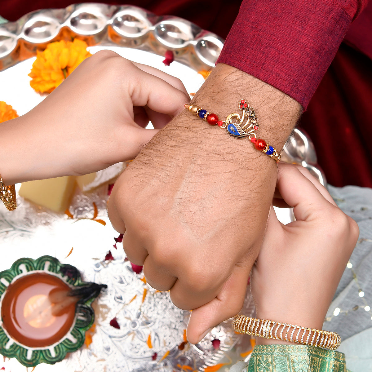 trueBrowns X Voylla Colorful Peacock Motif Thread Rakhi | Swadesiicart