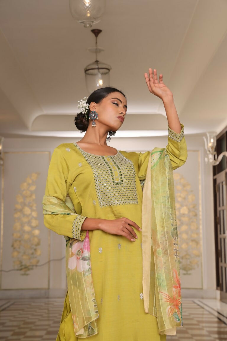 Jyoti Fashion Women's Light Yellow Cotton Silk Floral Print with Embroidered Kurta Set | Swadesiicart