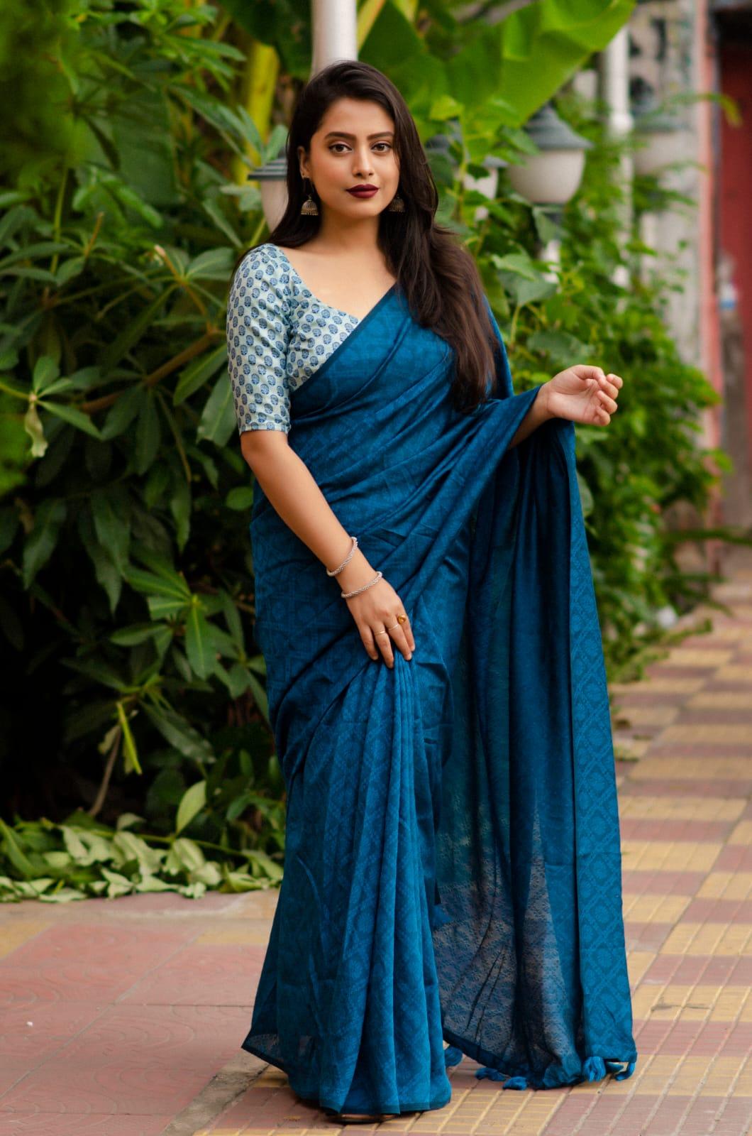 Blue Jute Silk Woven Design Saree with Unstitched Blouse - Hiral Fashion | Swadesiicart