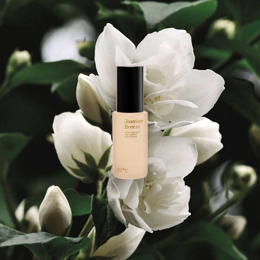 82°E By Deepika Padukone Jasmine Breeze Hydrating Face Mist With Jasmine and Peptides | Swadesiicart