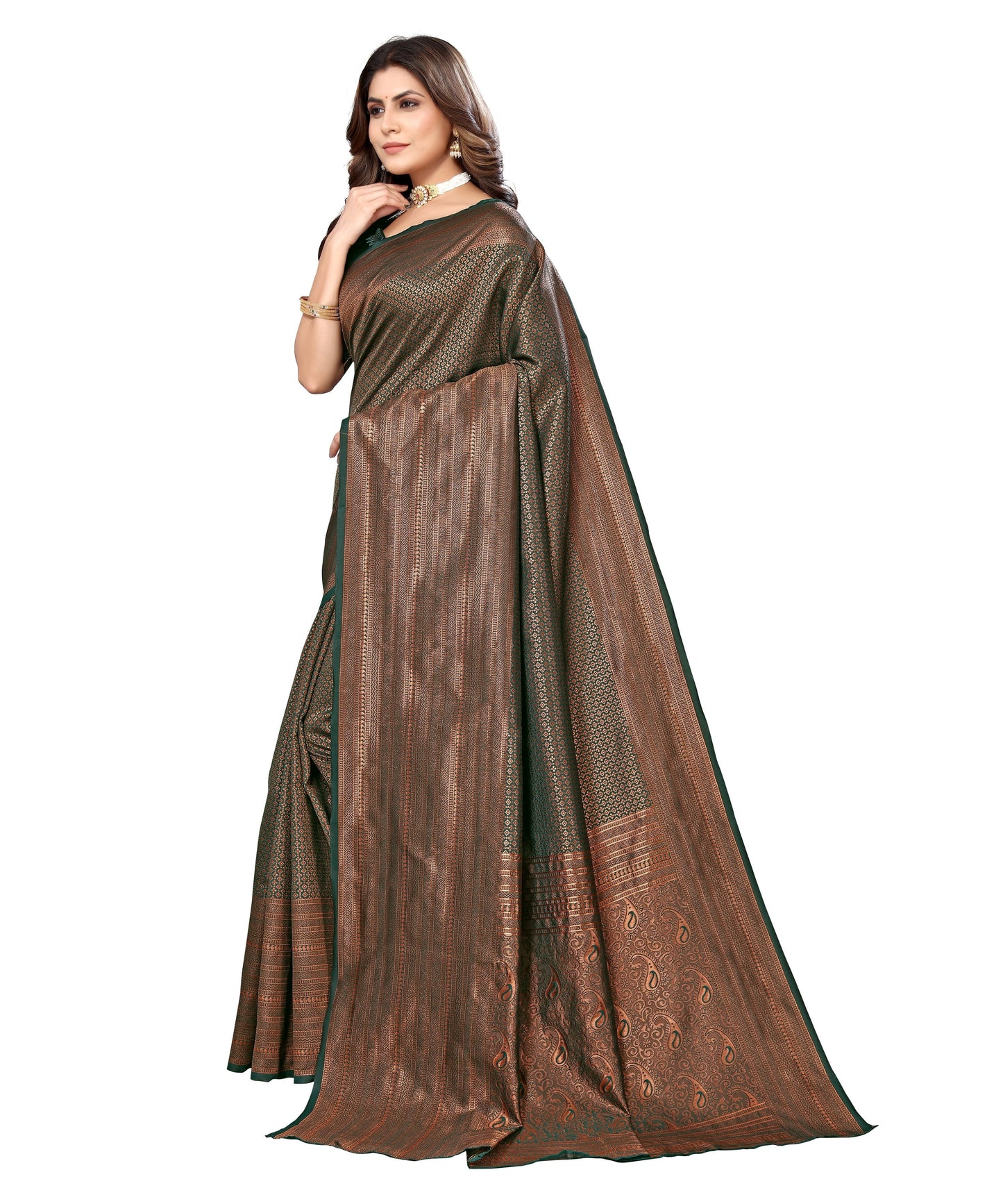 Vamika Weaving Banarasi Jacquard Green Kanjivaram Saree | Swadesiicart