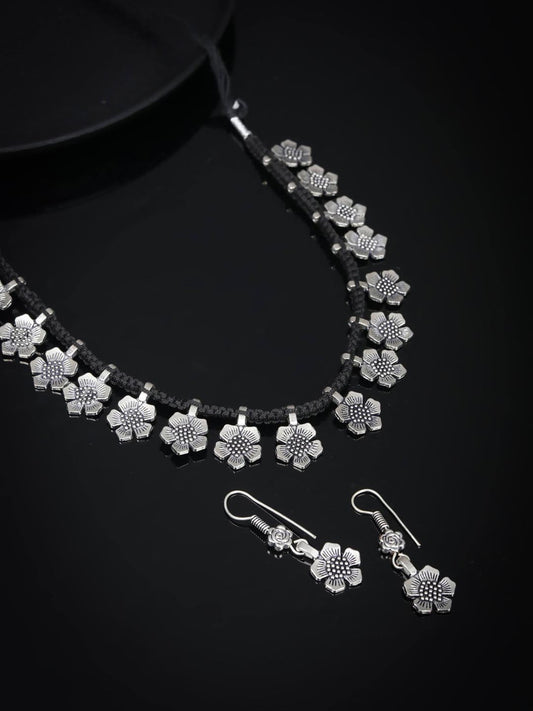 Priyaasi Women Black German Silver Plated Jewellery Set - Noz2Toz