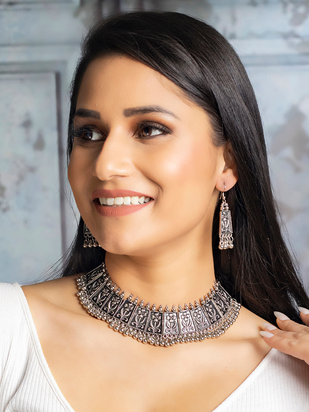 Priyaasi Women Tribal Oxidised Silver Floral Jewellery Set - Swadesiicart