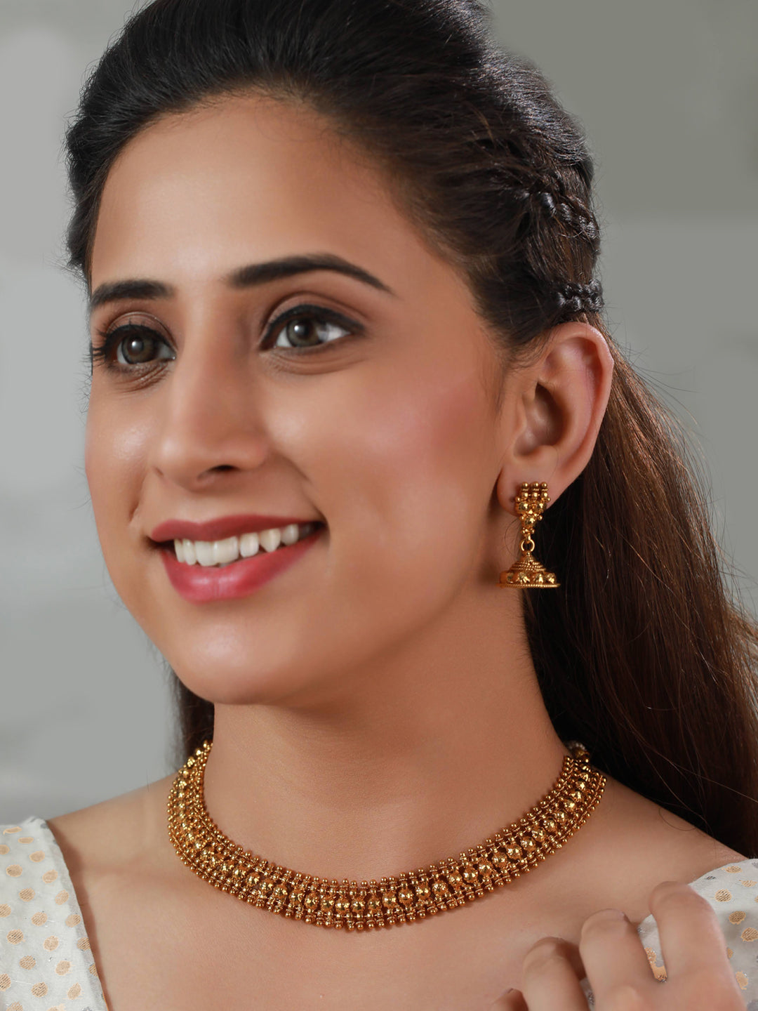 Priyaasi Women Traditional Gold-Polished Jewellery Set - Swadesiicart