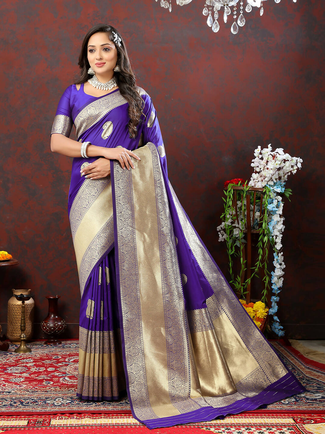 Lorenvalley Fashion Purple Soft Silk Woven Design Gold Zari Weaving Saree - Swadesiicart
