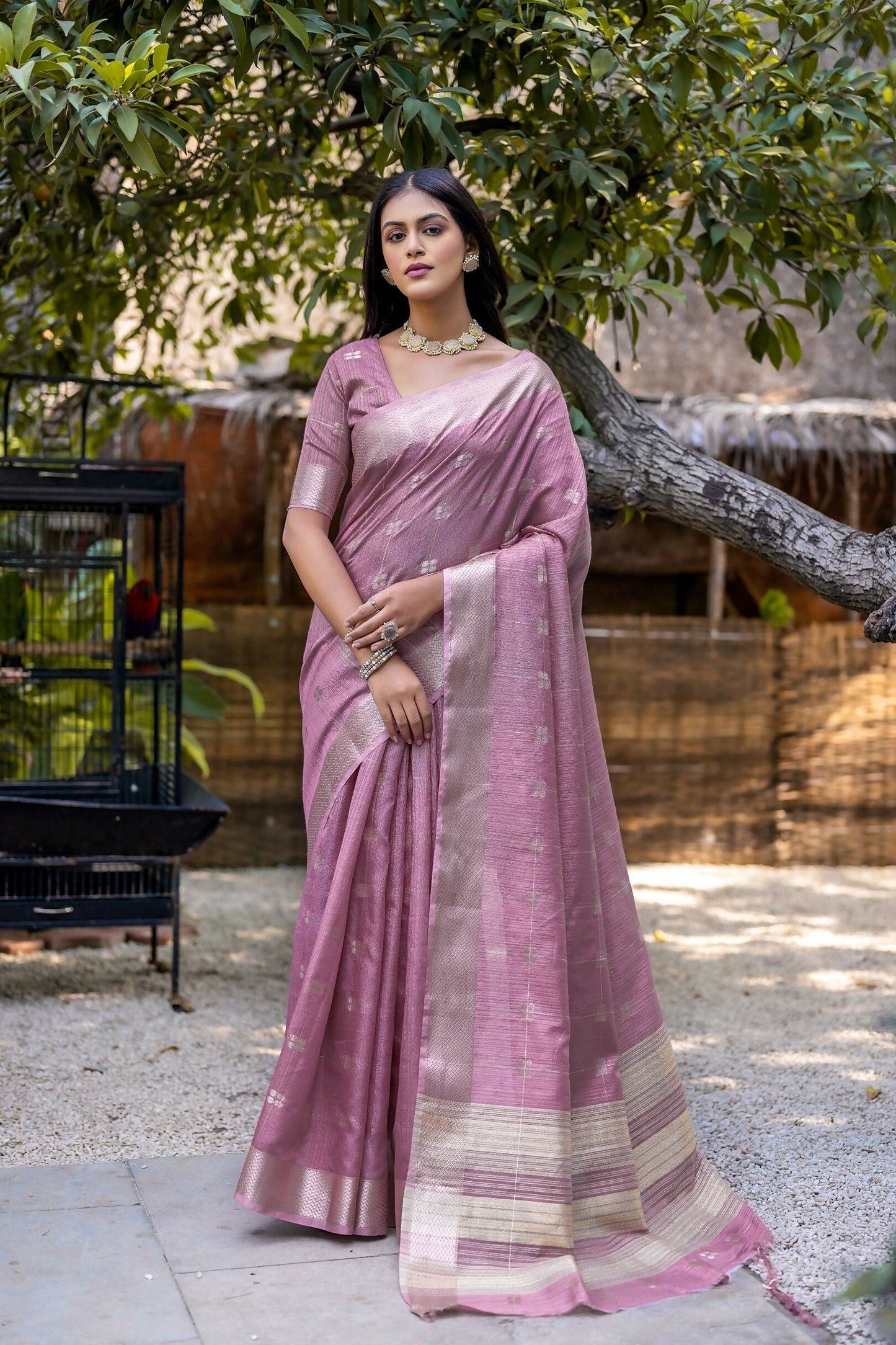Vishnu Weaves Women's Purple Pure Cotton Zari Woven Saree with Blouse - Swadesiicart