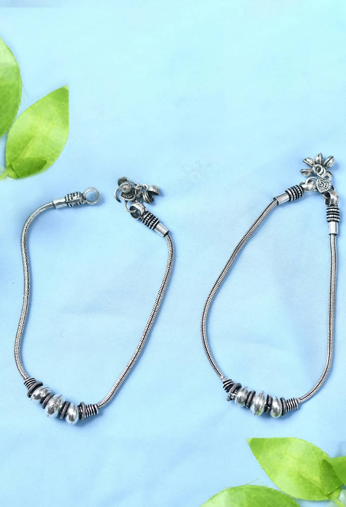 Mominos Fashion Kamal Johar Oxidised Party Wear Silver Anklets | Swadesiicart