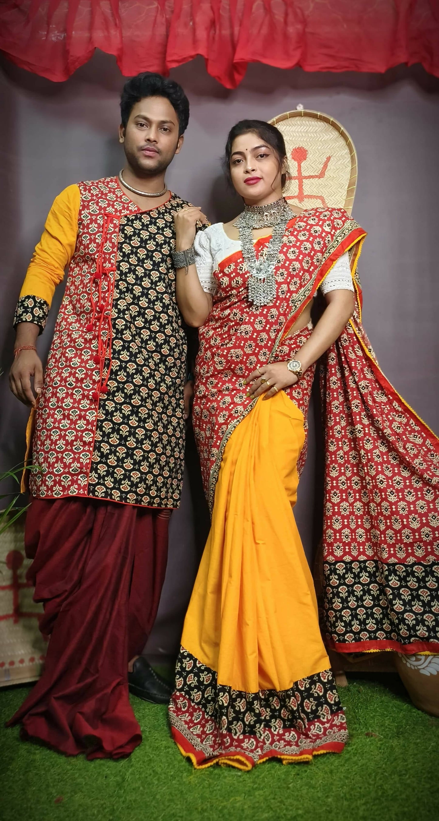 Exclusive Collection Saree With Blouse Piece For Women And Men's Kurta - Yellow | Swadesiicart