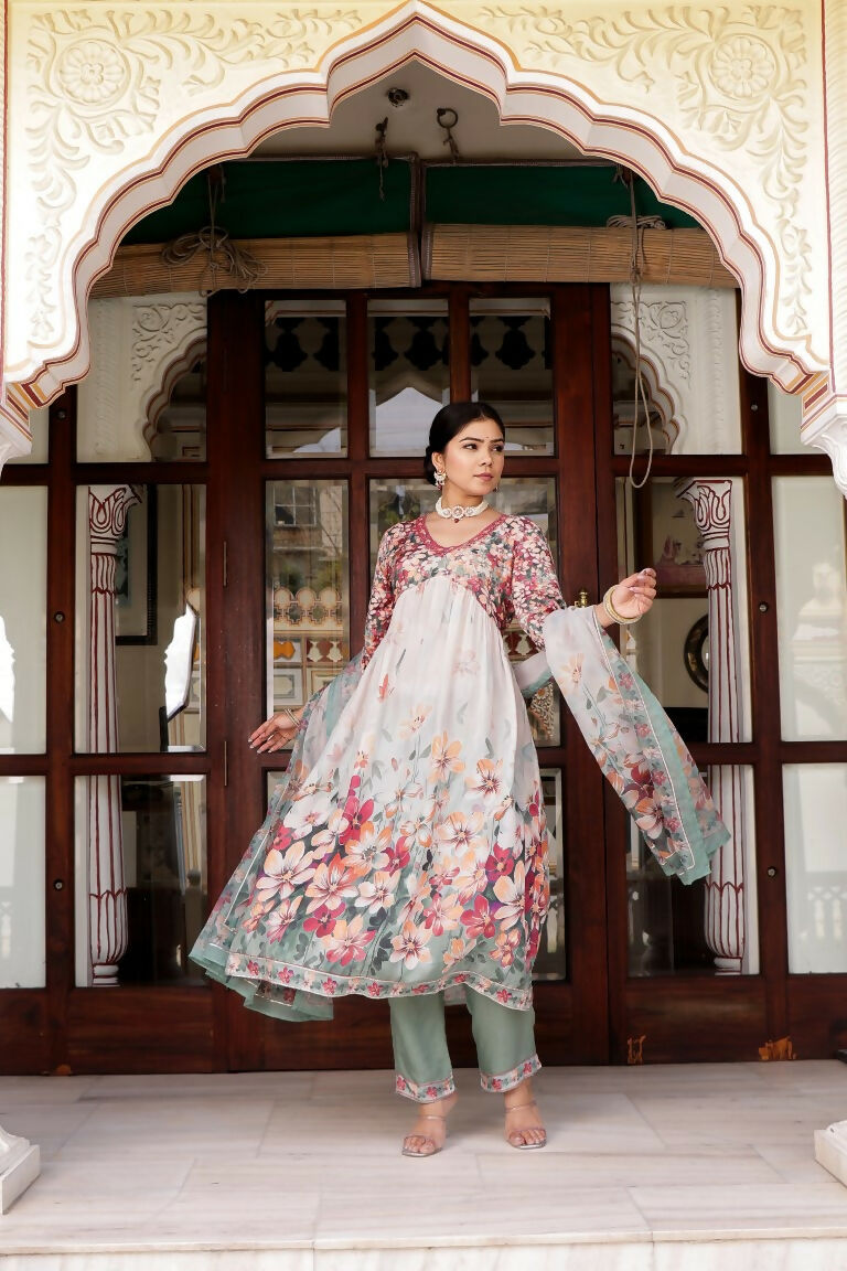 Vaasva Women Maroon Muslin Floral Printed Alia Cut Kurta, Pant & Dupatta set | Swadesiicart