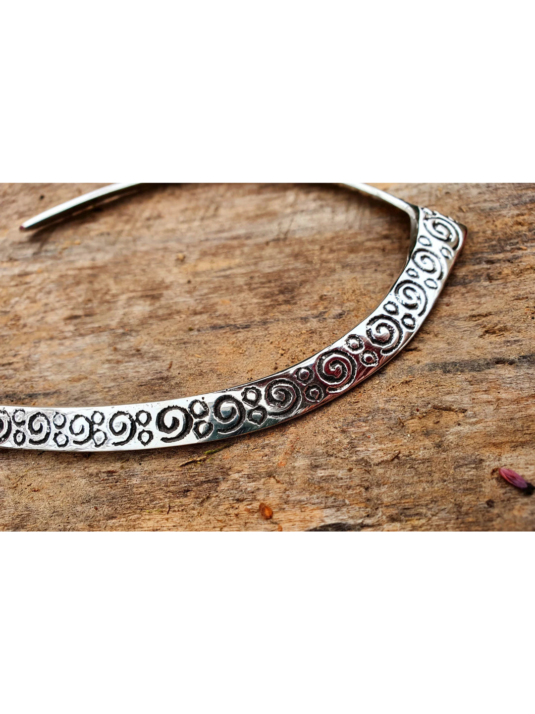 NVR Women's Handmade Silver-Plated Oxidized Collar Choker Necklace | Swadesiicart