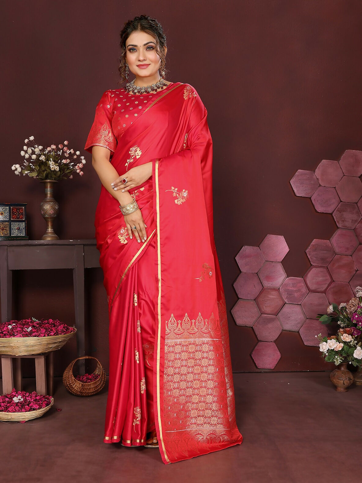 Joban Fashion Reddish Pink Floral Banarasi Silk Sarees | Swadesiicart