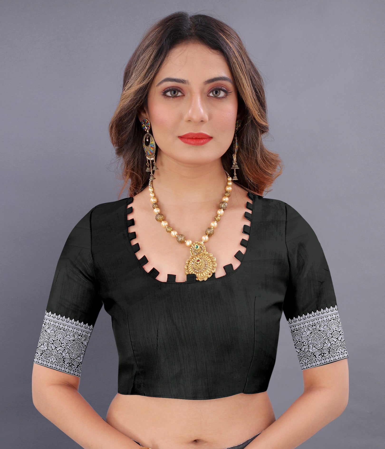 Vedant Vastram Soft Litchi Silk Banarasi Silk Saree - Black | Swadesiicart
