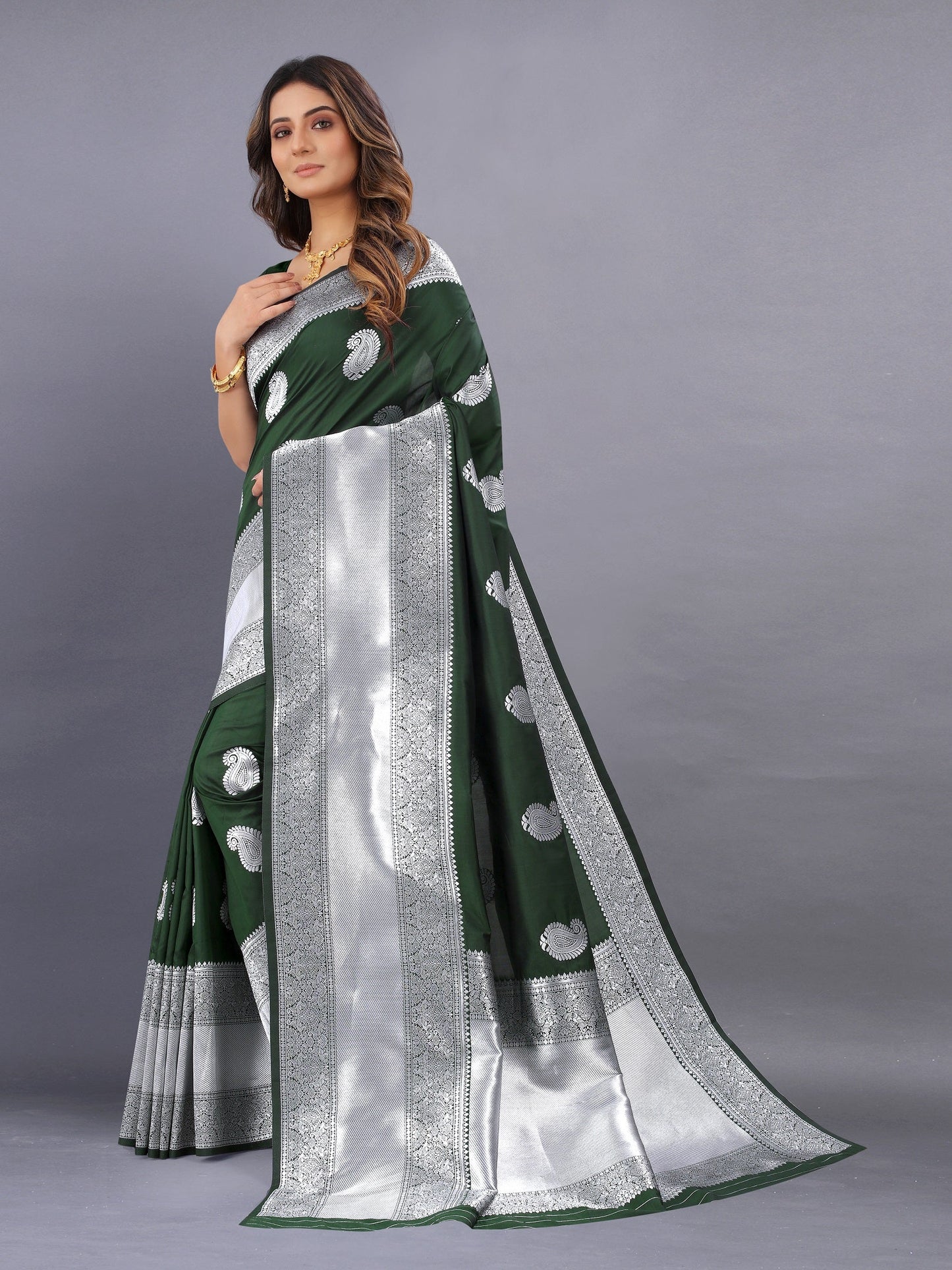 Vedant Vastram Soft Litchi Silk Banarasi Silk Saree - Mehndi | Swadesiicart