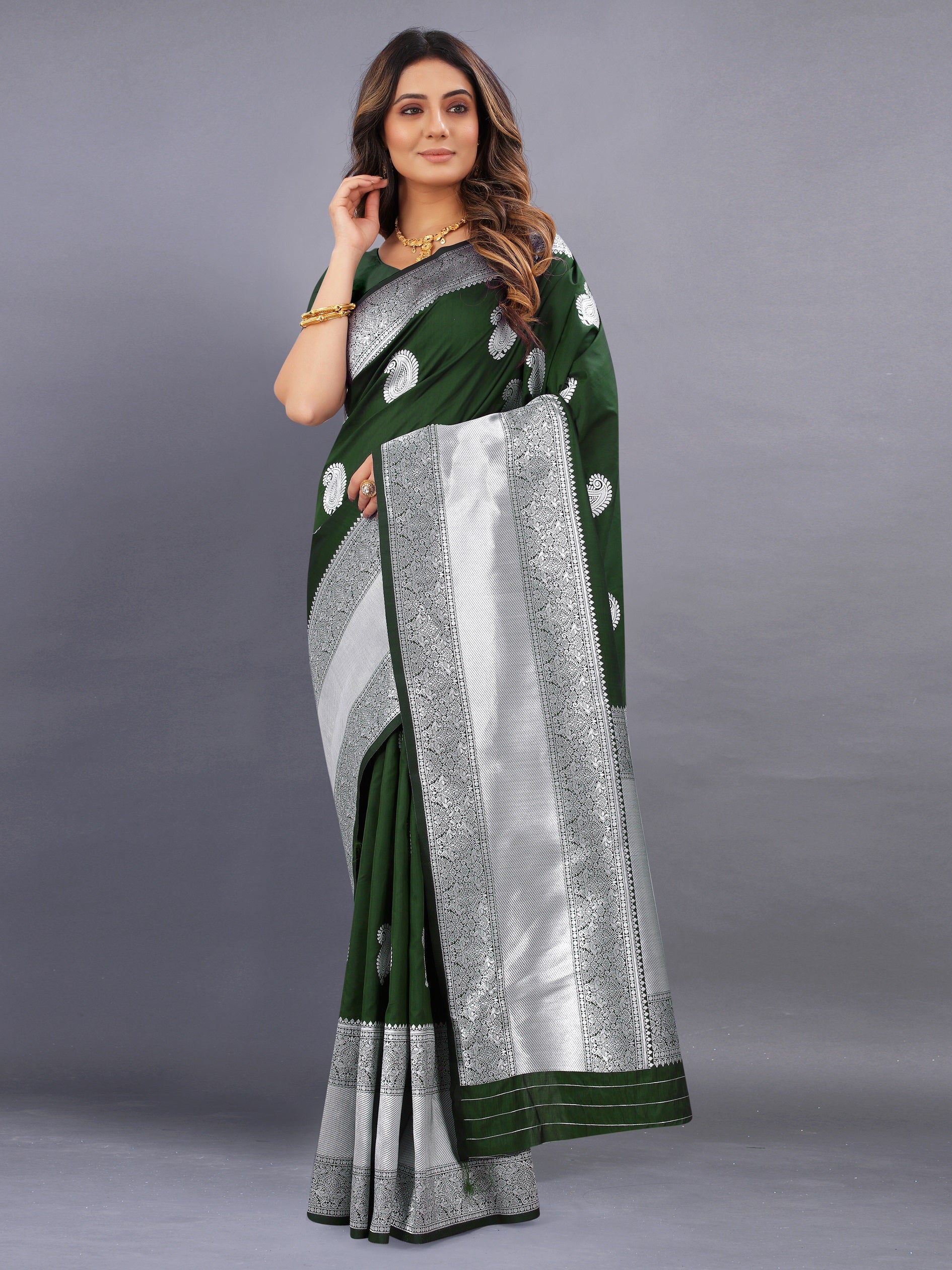 Vedant Vastram Soft Litchi Silk Banarasi Silk Saree - Mehndi | Swadesiicart